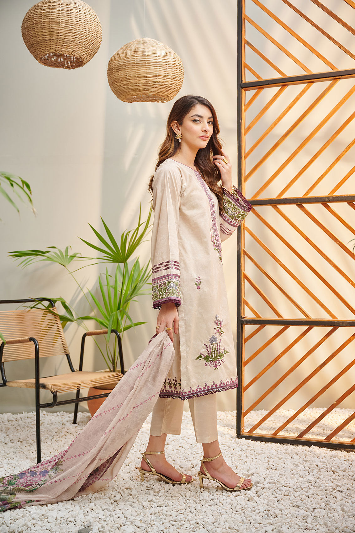 DC-2032 BEIGE 2PCS EMBROIDERED KURTA WITH DUPATTA