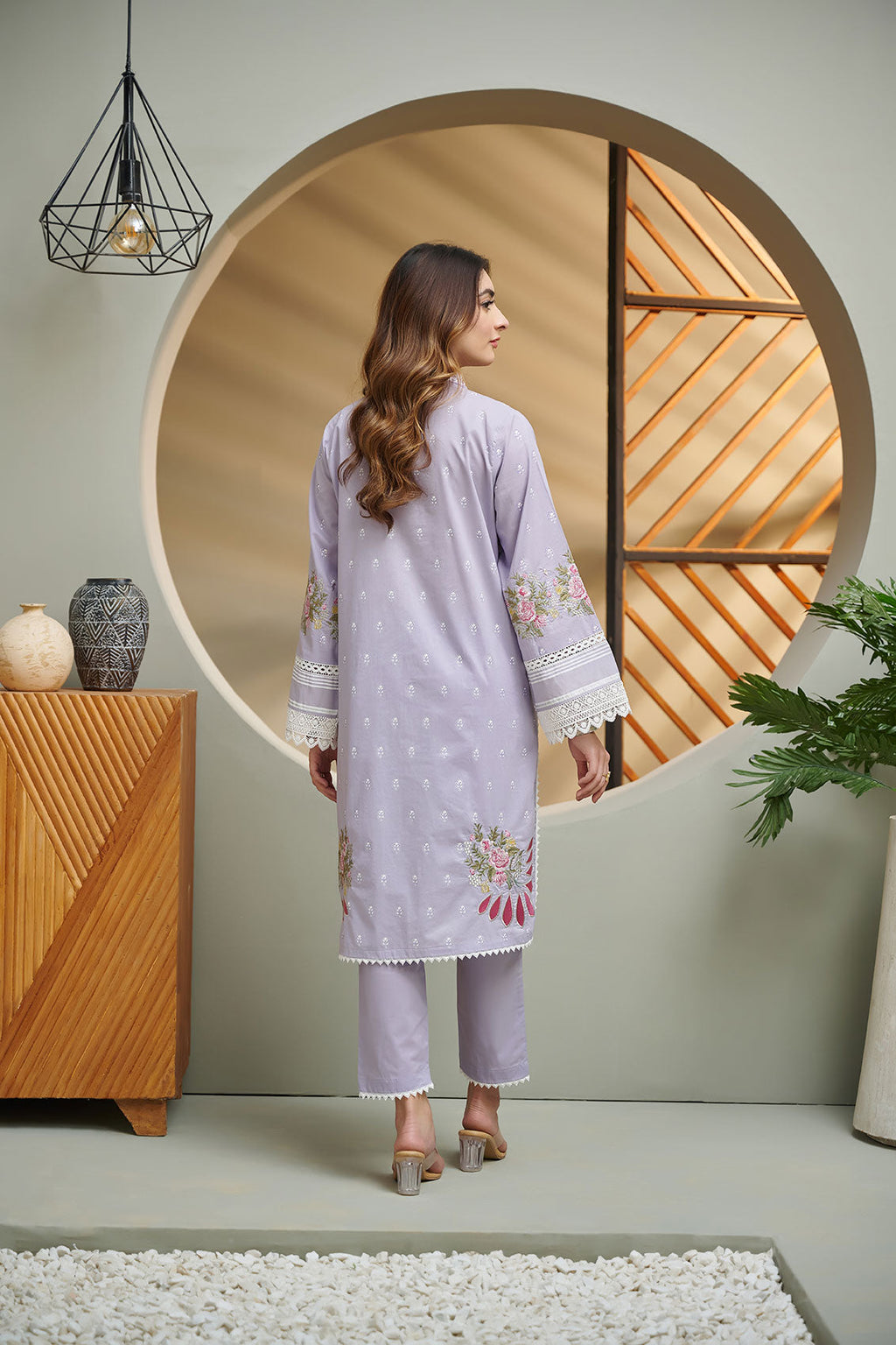 DC-2037 LIGHT PURPLE 2PCS  EMBROIDERED KURTA WITH TROUSER