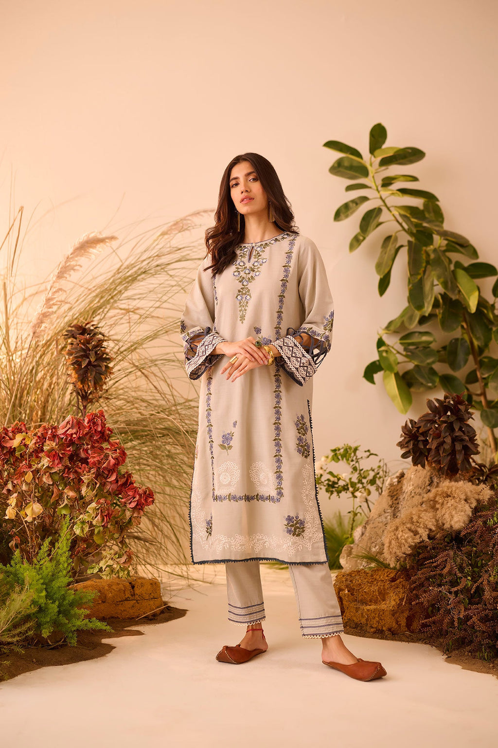 DC-2116 GREY KHADDAR 2PCS EMBROIDERED KURTA WITH TROUSER