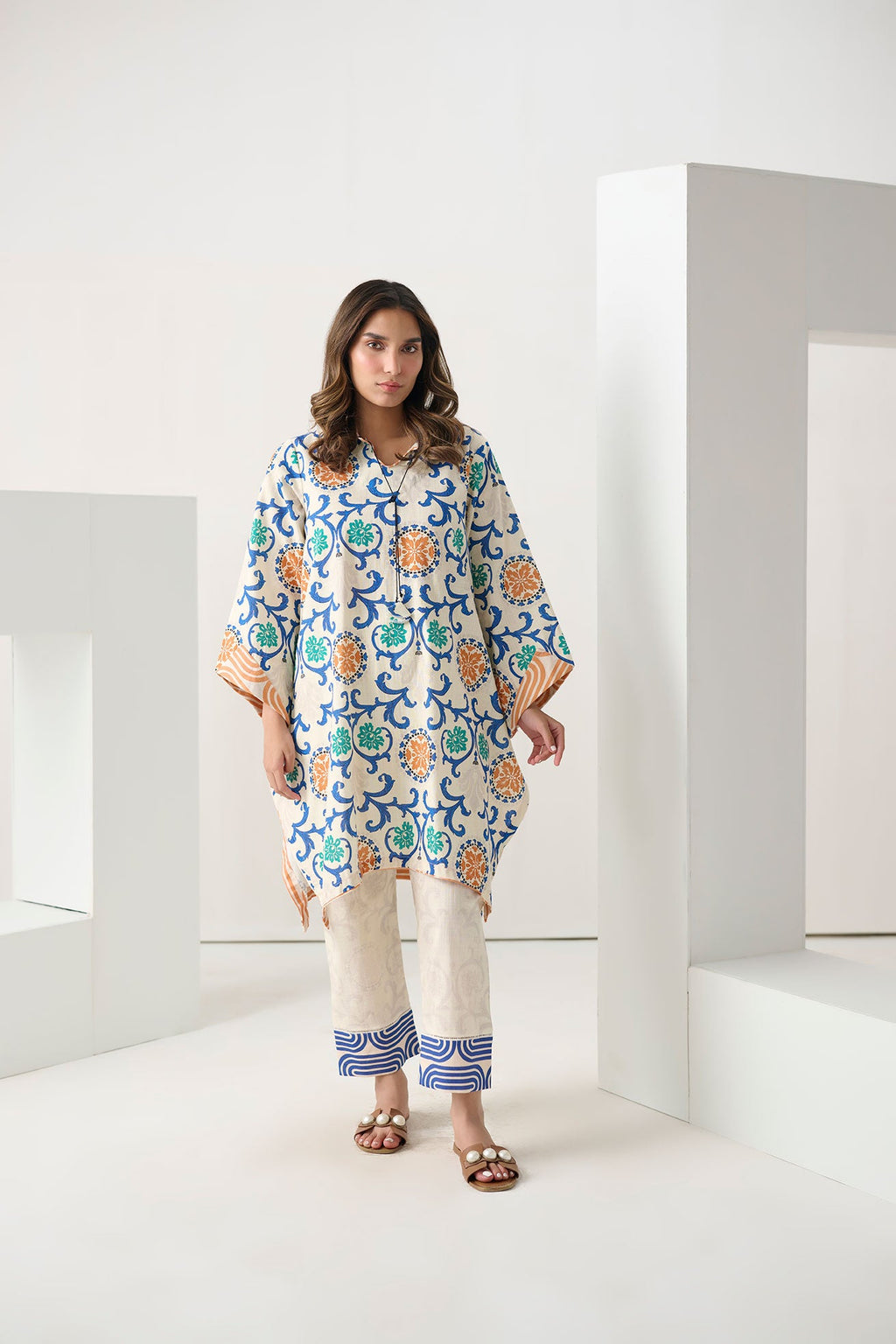 DC-2268 WHITE 2PCS  PRINTED KURTA WITH TROUSER