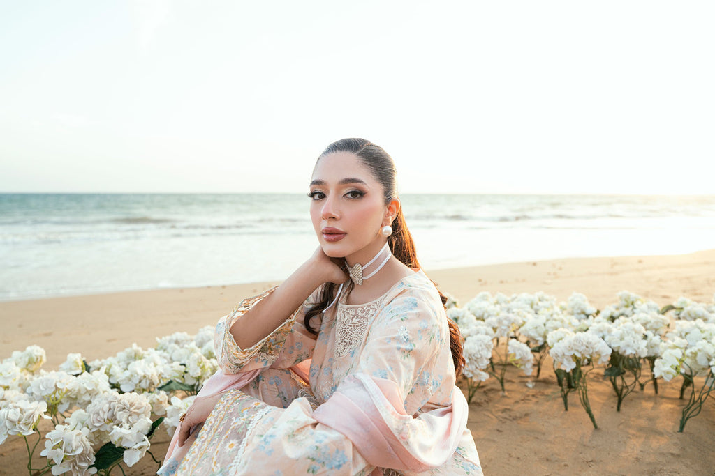 SS25DC-2533 PEACH LAWN 2PCS EMBROIDERED KURTA WITH TROUSER