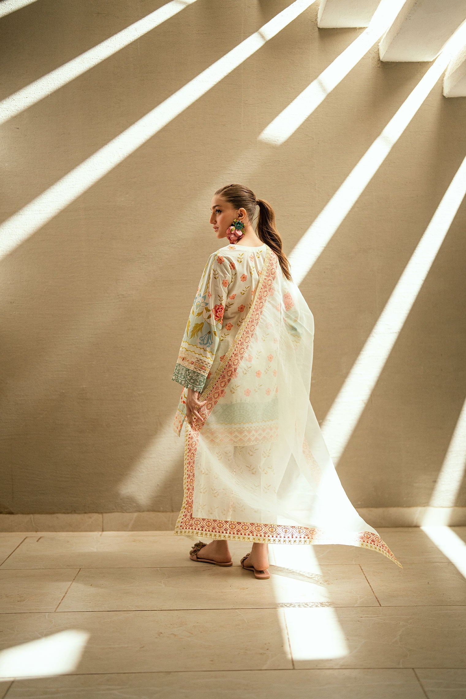 SS25DD-2536  OFF WHITE DUPATTA