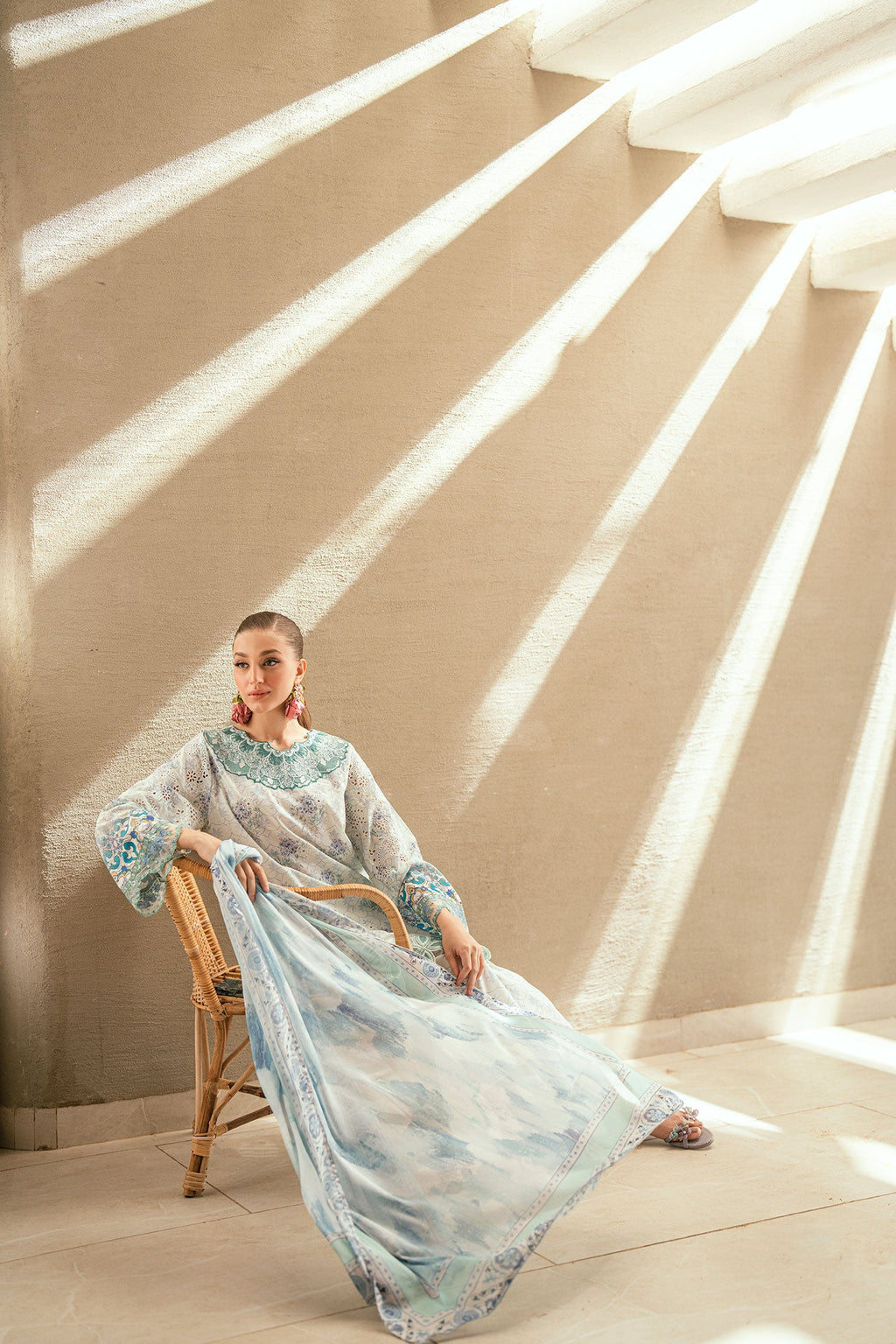 SS25DC-2537 SKY BLUE LAWN 2PCS EMBROIDERED KURTA WITH TROUSER