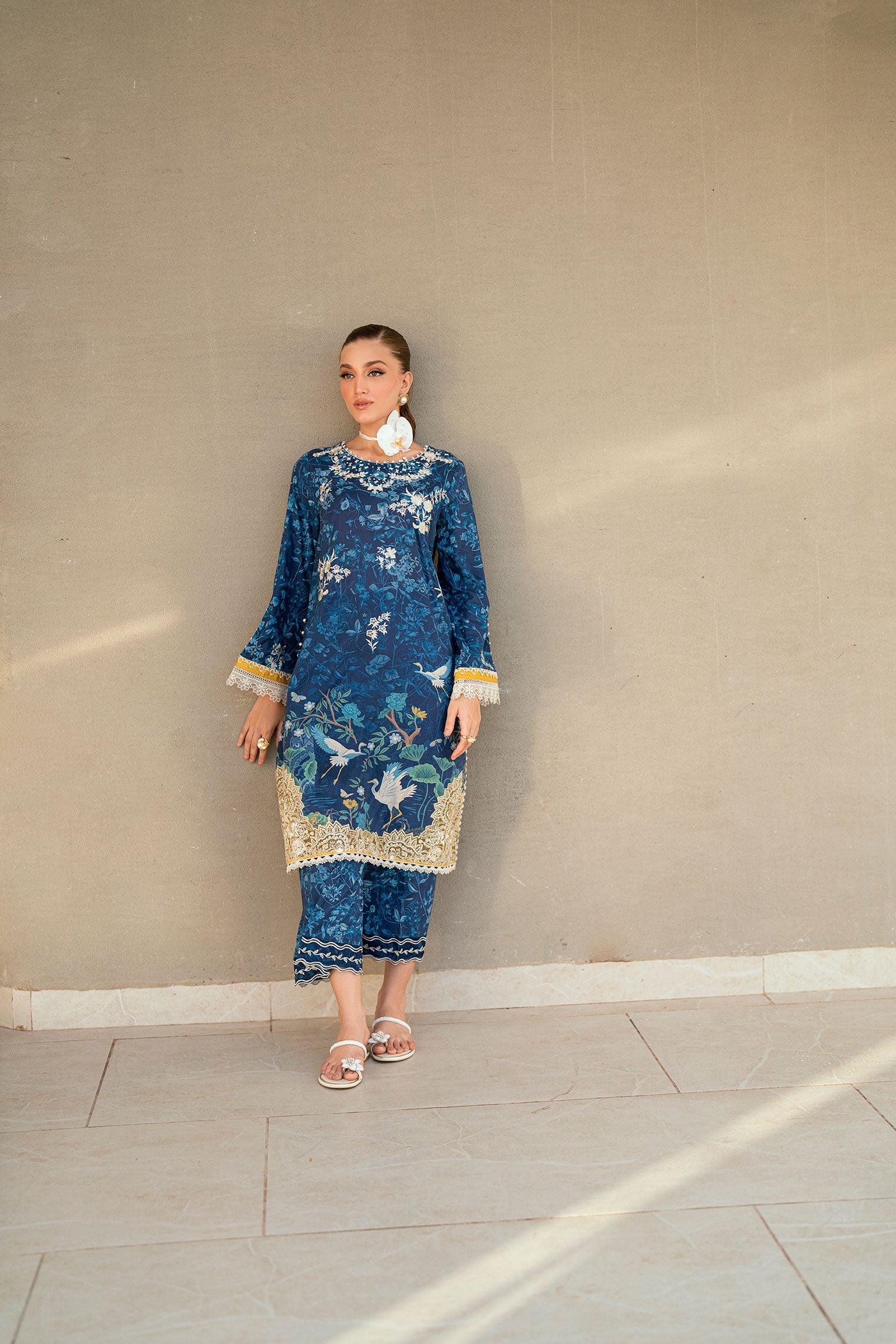 SS25DC-2538 NAVY BLUE LAWN 2PCS EMBROIDERED KURTA WITH TROUSER