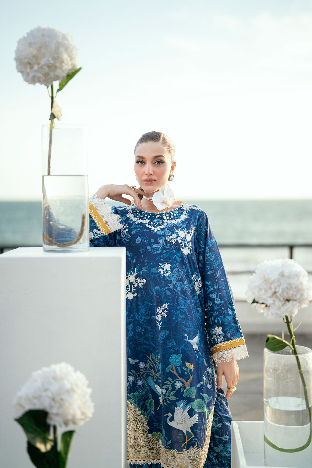 SS25DC-2538 NAVY BLUE LAWN 2PCS EMBROIDERED KURTA WITH TROUSER