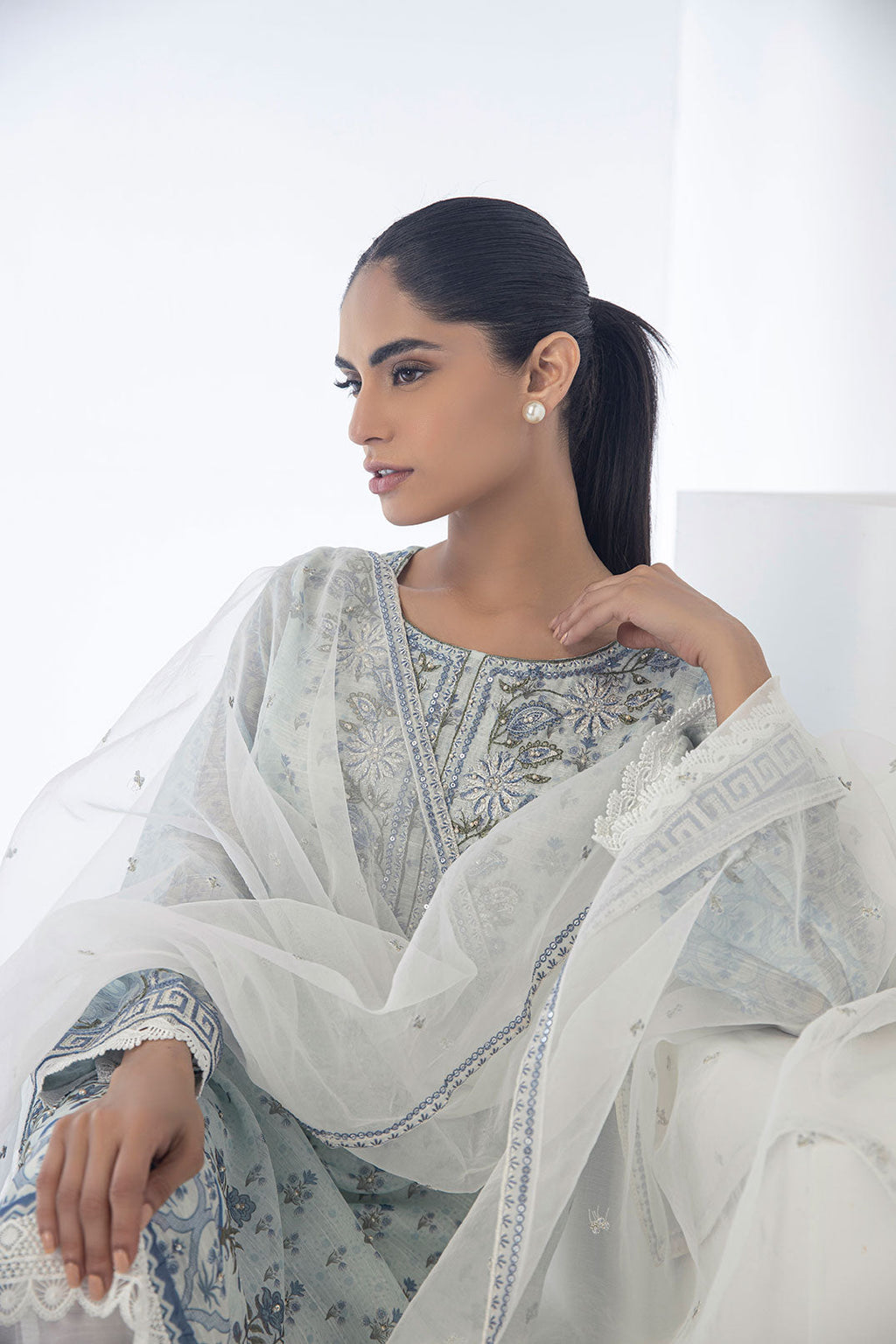 DD-0953 OFF WHITE DUPATTA