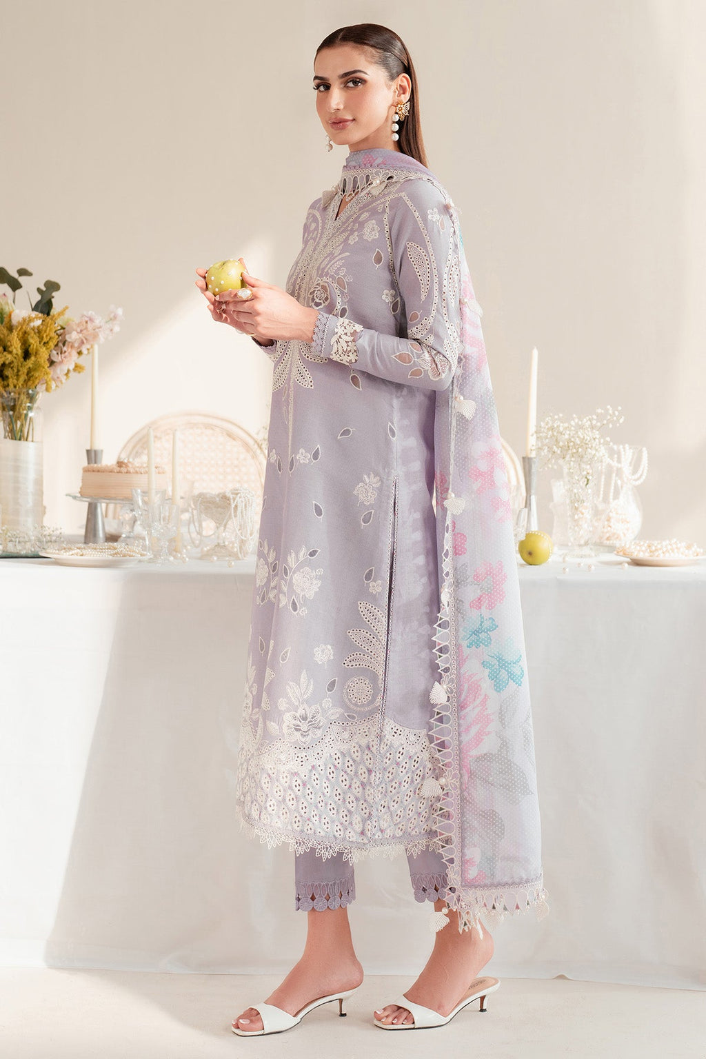 EMBROIDERED DOBBY LAWN IL25-D06