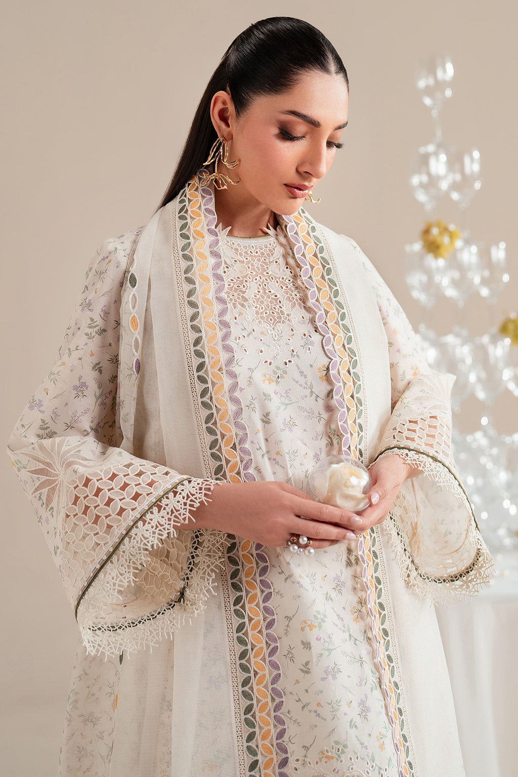 EMBROIDERED LAWN IL25-D09