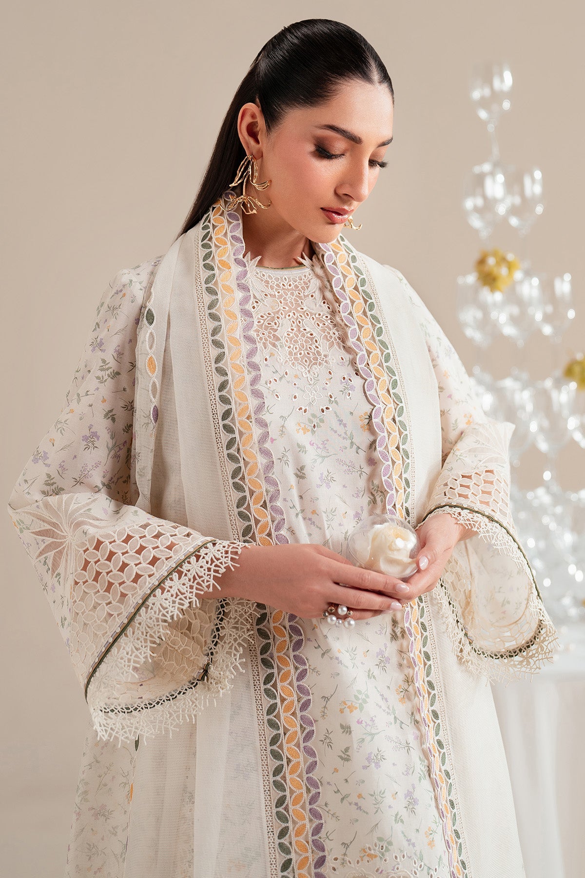 EMBROIDERED LAWN IL25-D09