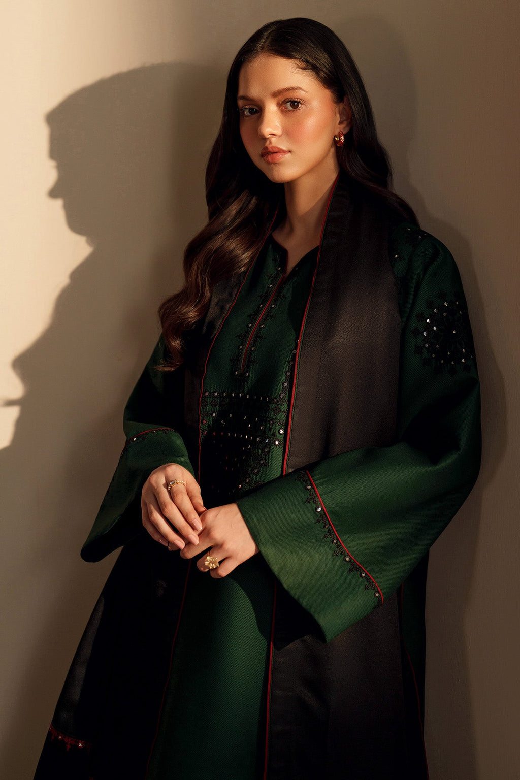 EMBROIDERED KARANDI UW-0206