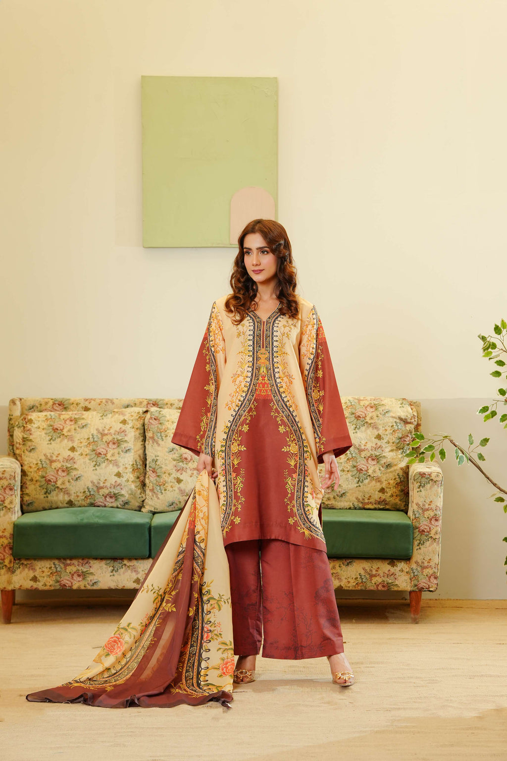 Golden Bloom - Premium Poly Lawn