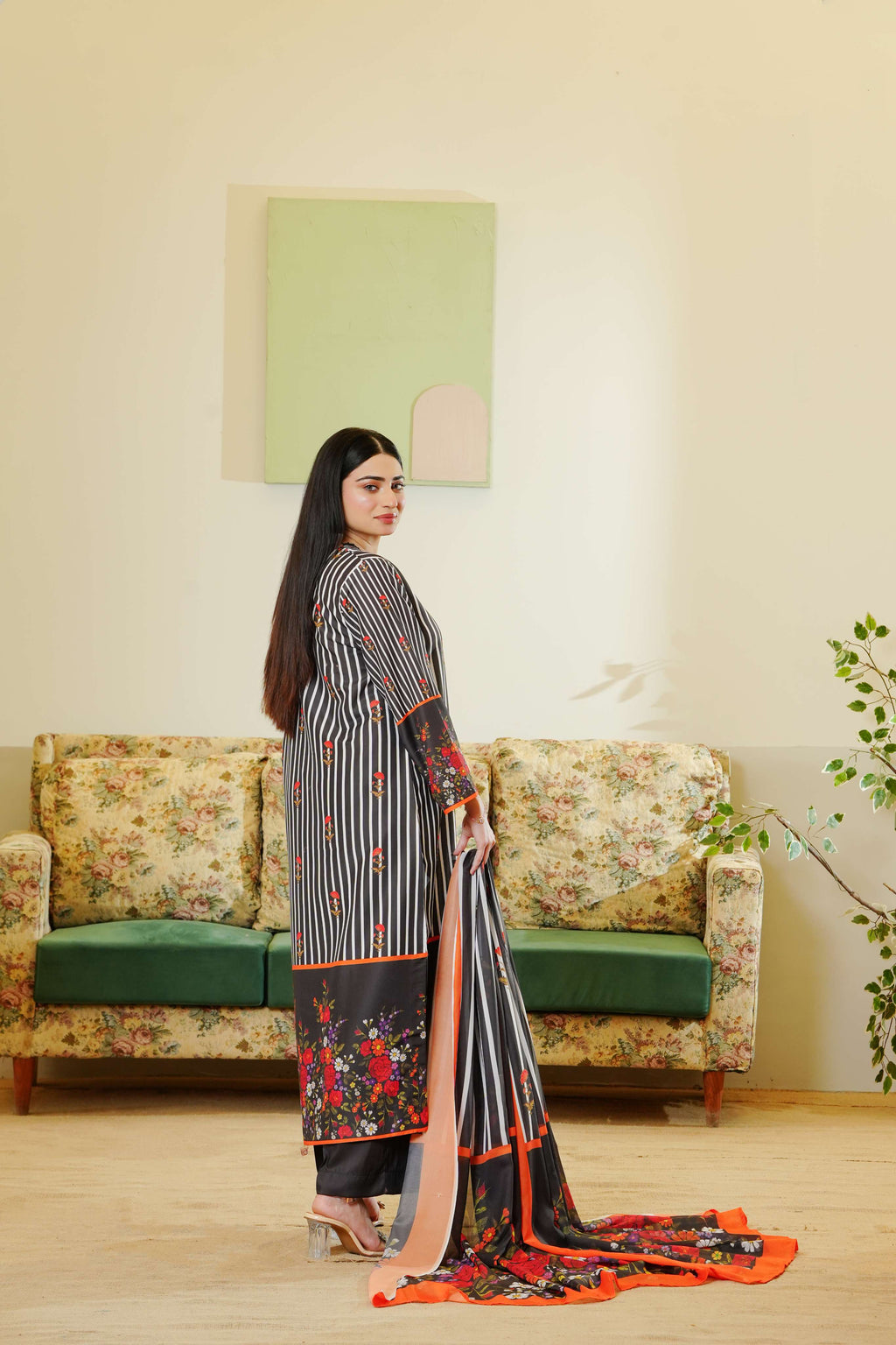 Striped Floral - Premium Poly Lawn