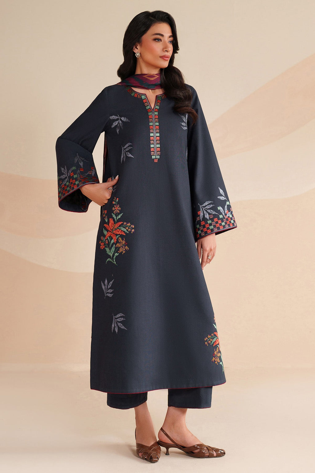 EMBROIDERED KHADDAR UW-0226