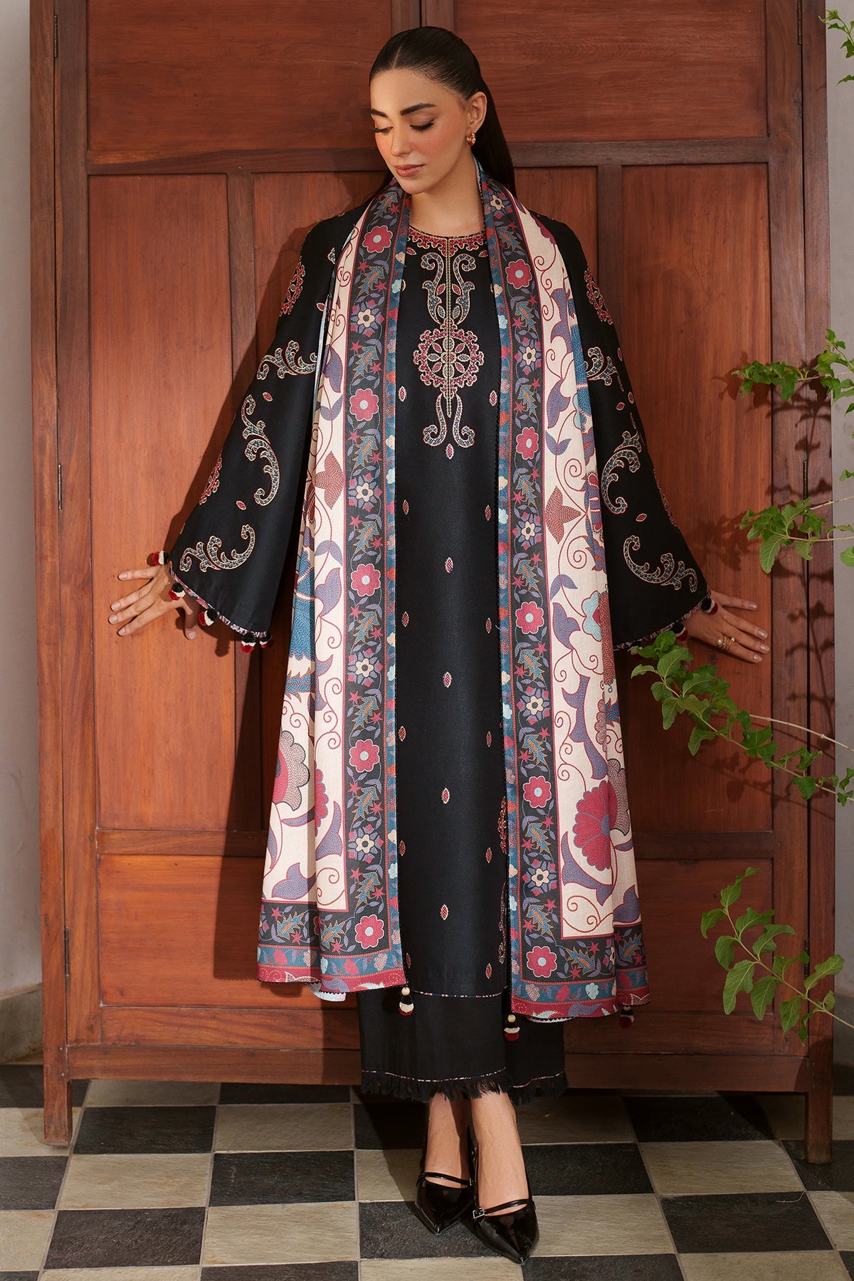 EMBROIDERED PREMIUM VISCOSE UW-0152