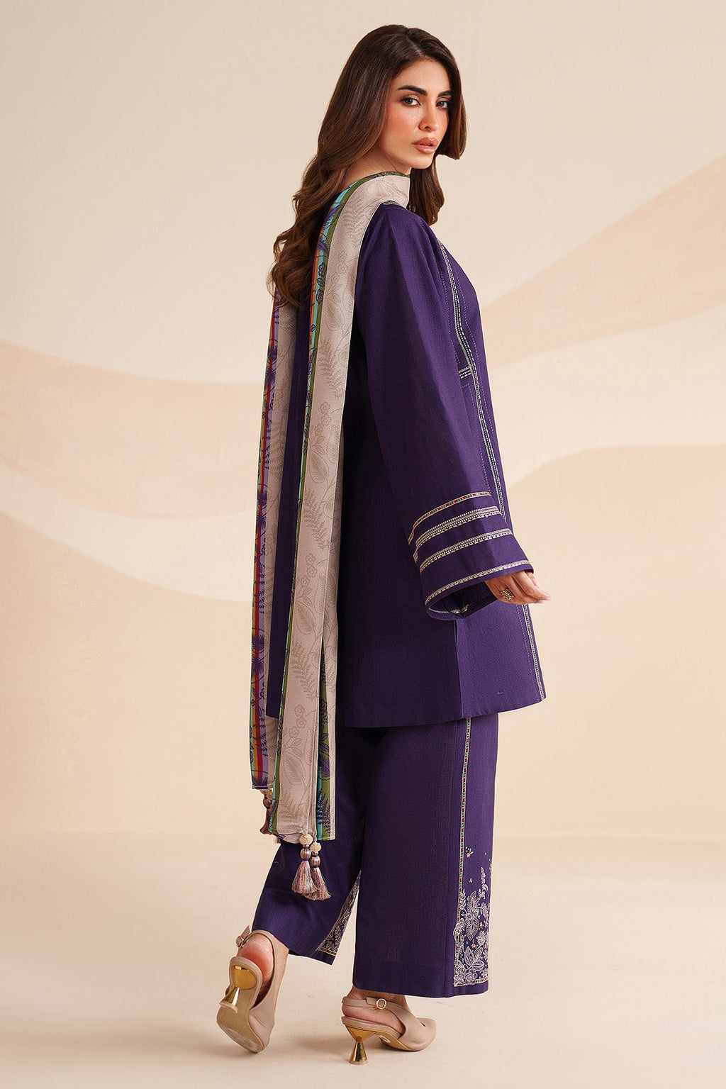 EMBROIDERED KHADDAR UW-0228
