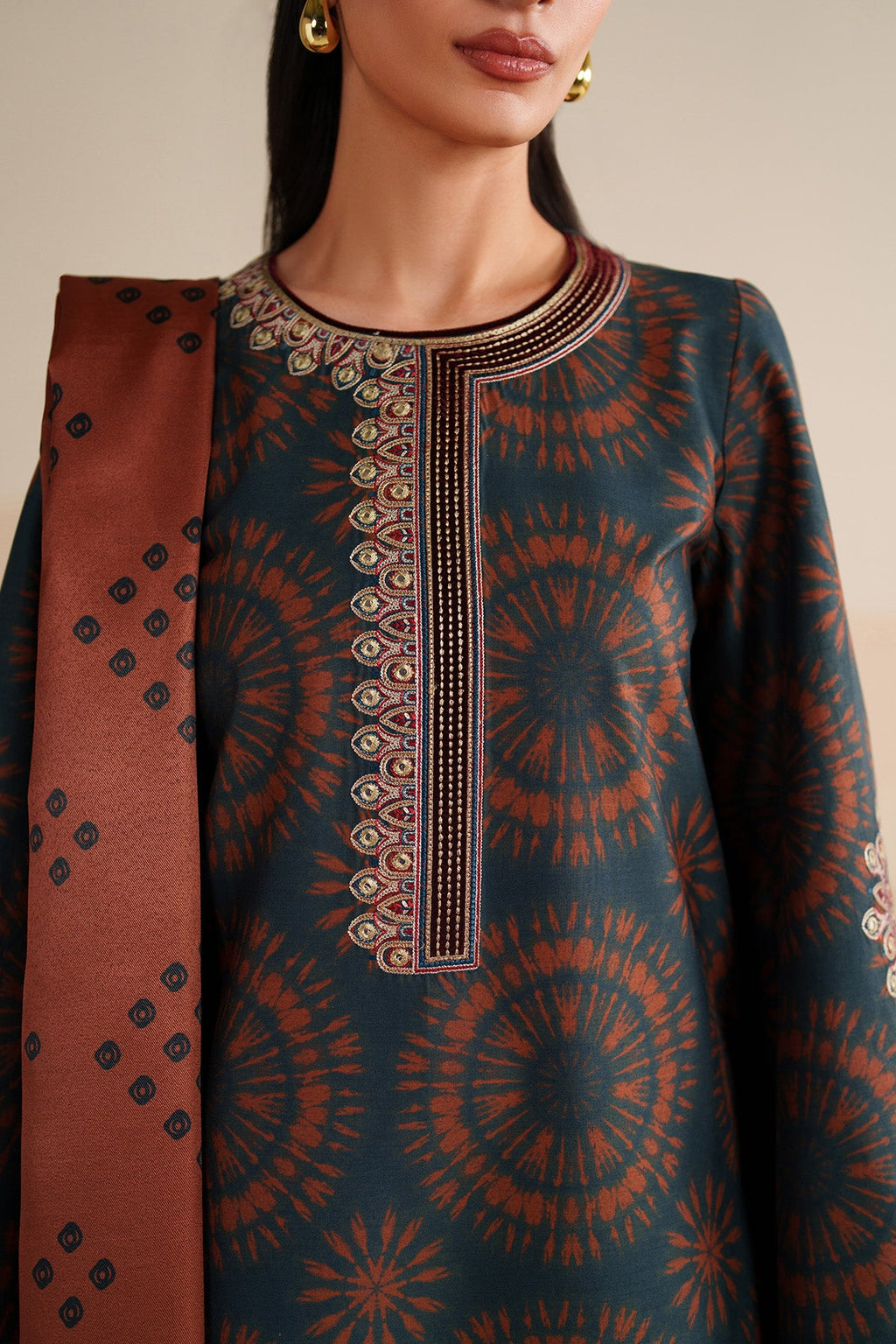 EMBROIDERED PREMIUM VISCOSE UW-0238