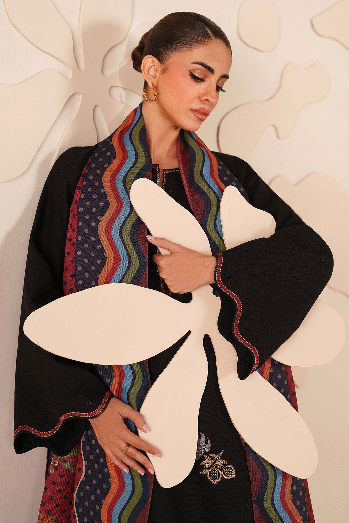 EMBROIDERED KHADDAR UW-0223