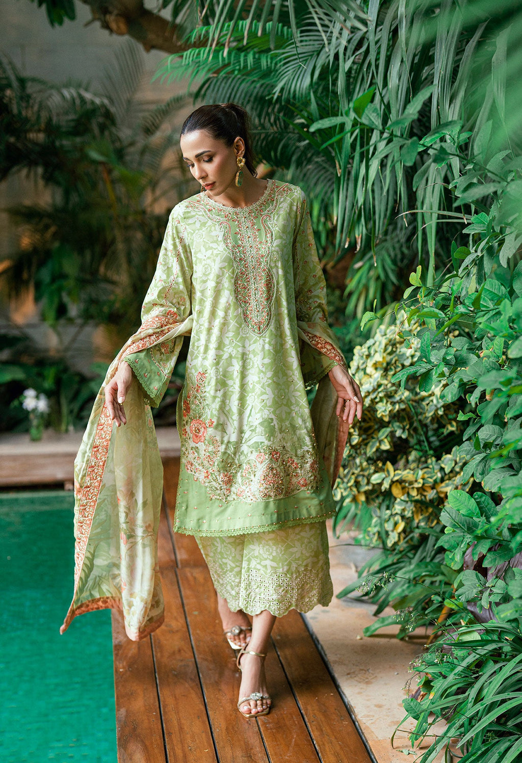 SS25DA-2751 L-GREEN 2PCS  HAND EMBELLISHED KURTA WITH TROUSER