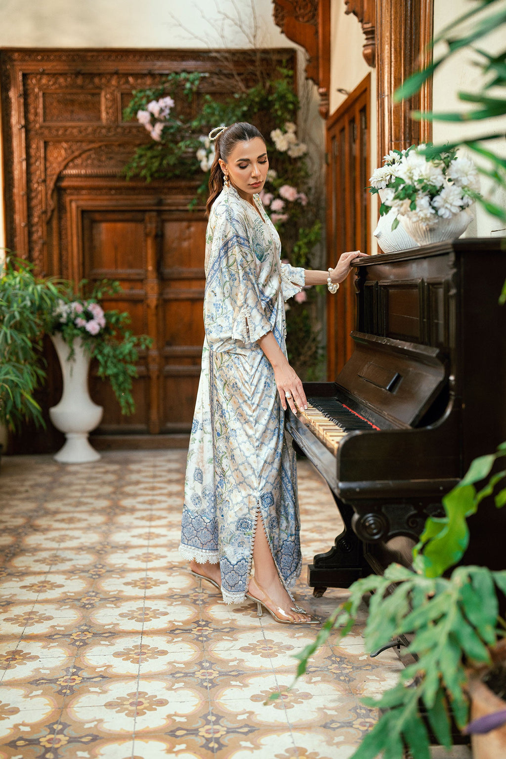 SS25DA-2755 SKY BLUE HAND EMBELLISHED KAFTAN