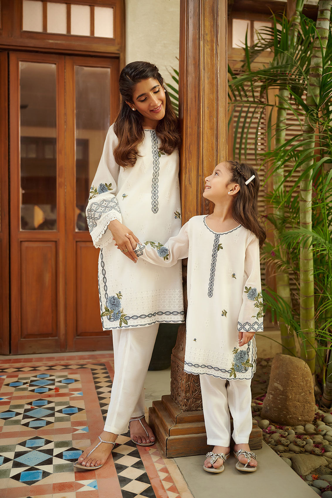 DK-0130 WHITE 2PCs