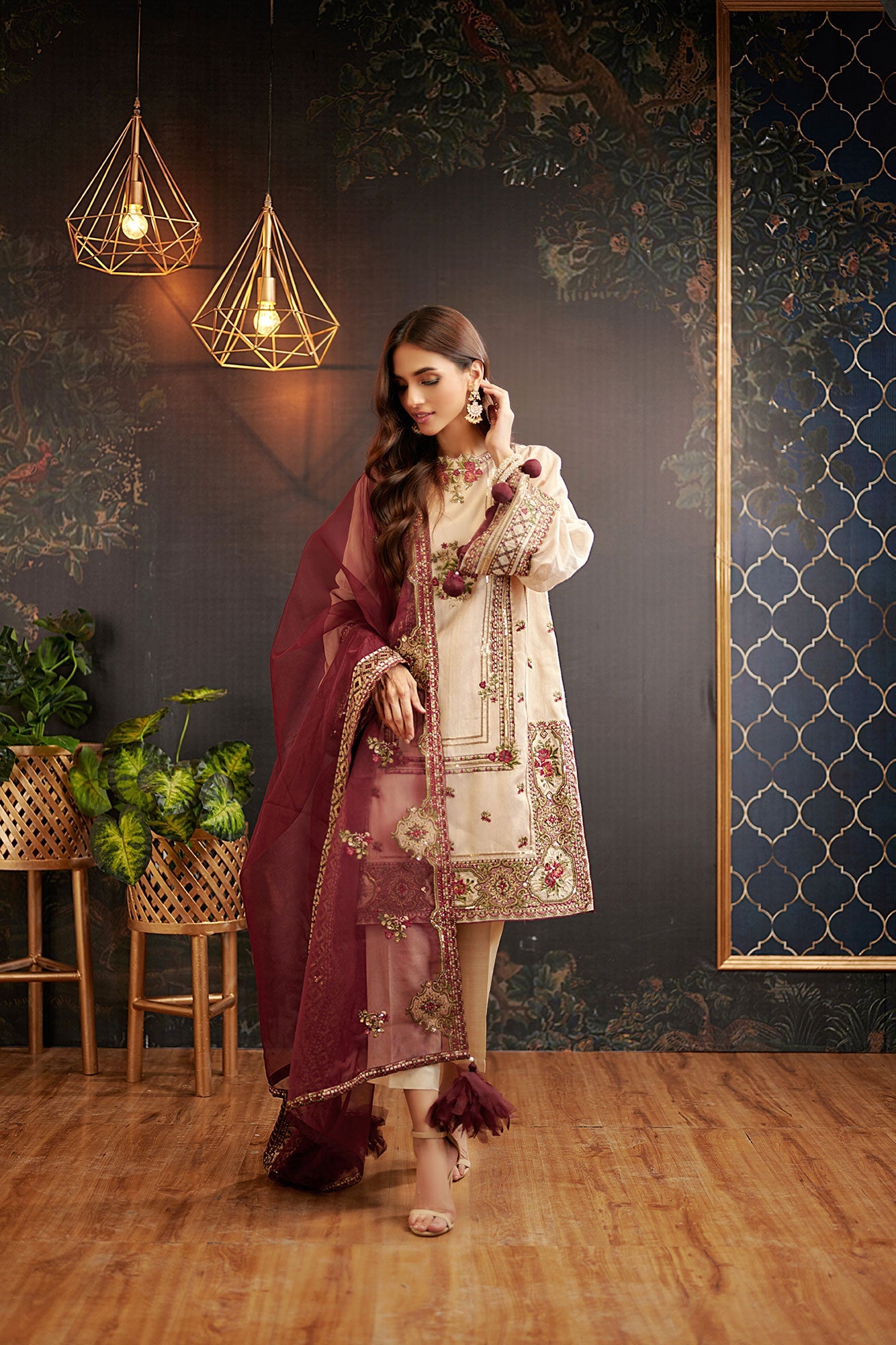 DU-3073 BEIGE COTTON-ZARI  4PCS