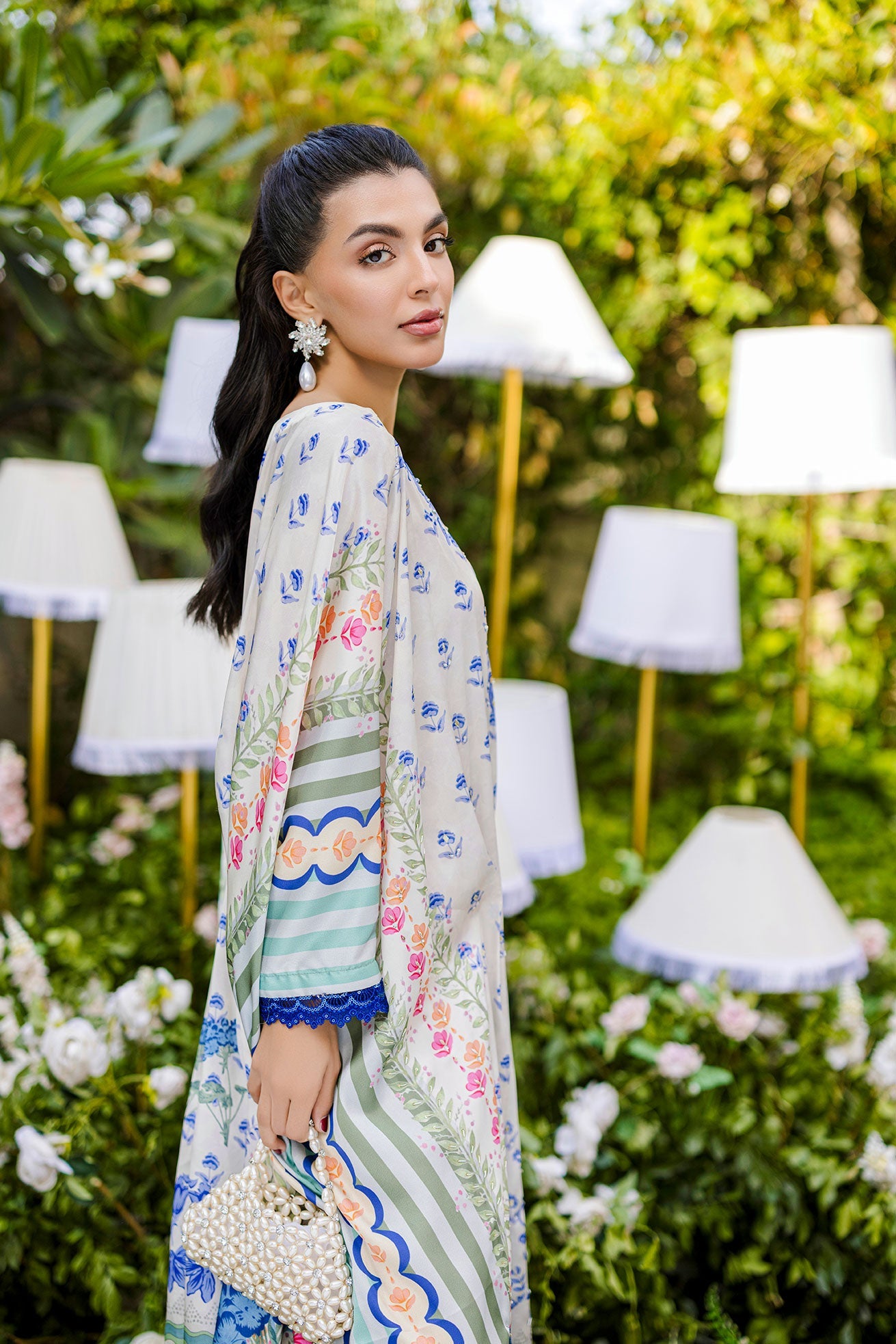 FW25DA-2869 MULTI HAND EMBELLISHED KAFTAN