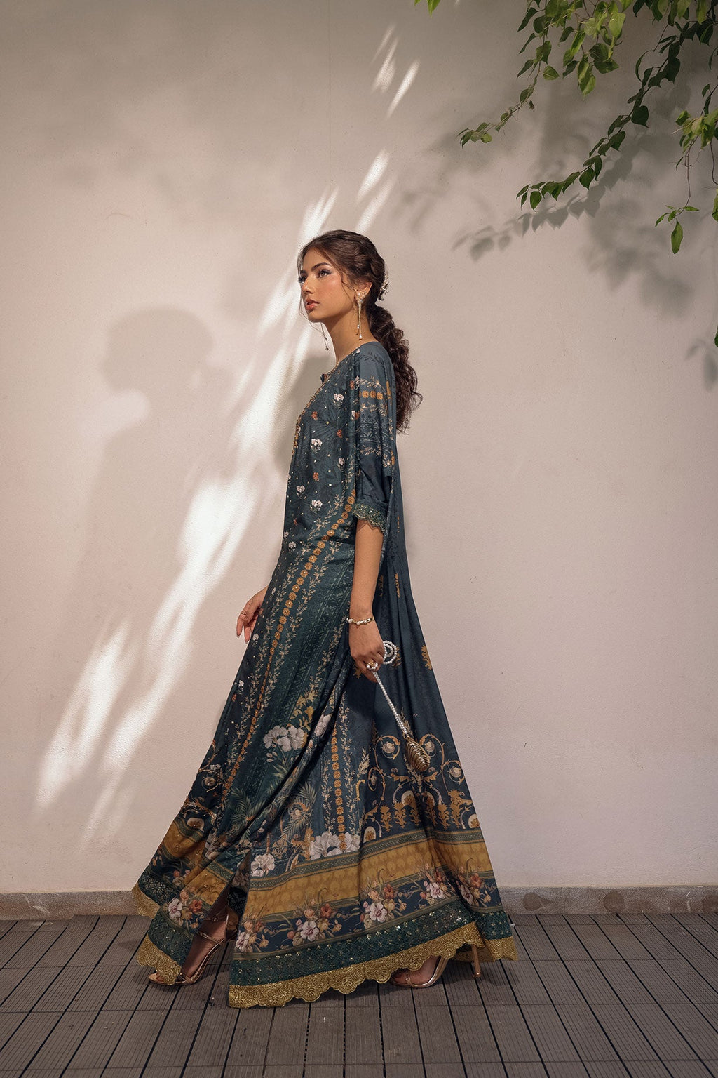 SS24DA-2520 DARK GREEN HAND EMBELLISHED KAFTAN