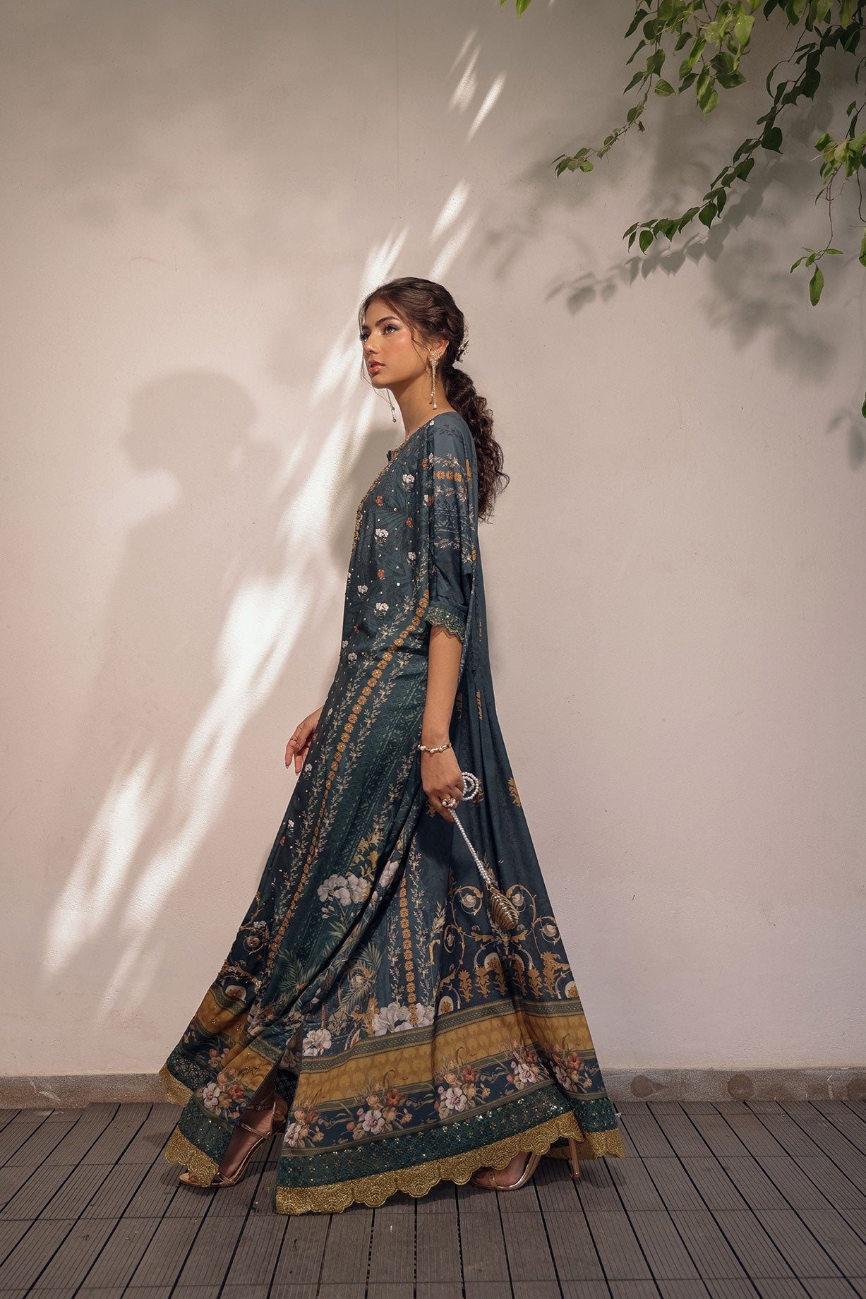 SS24DA-2520 DARK GREEN HAND EMBELLISHED KAFTAN