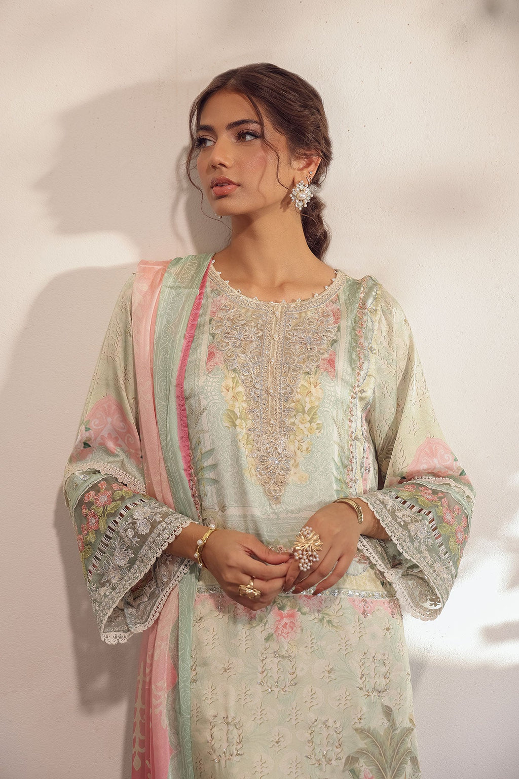 SS24DA-2517 LIGHT GREEN 2PCS HAND EMBELLISHED  SHIRT WITH TROUSER