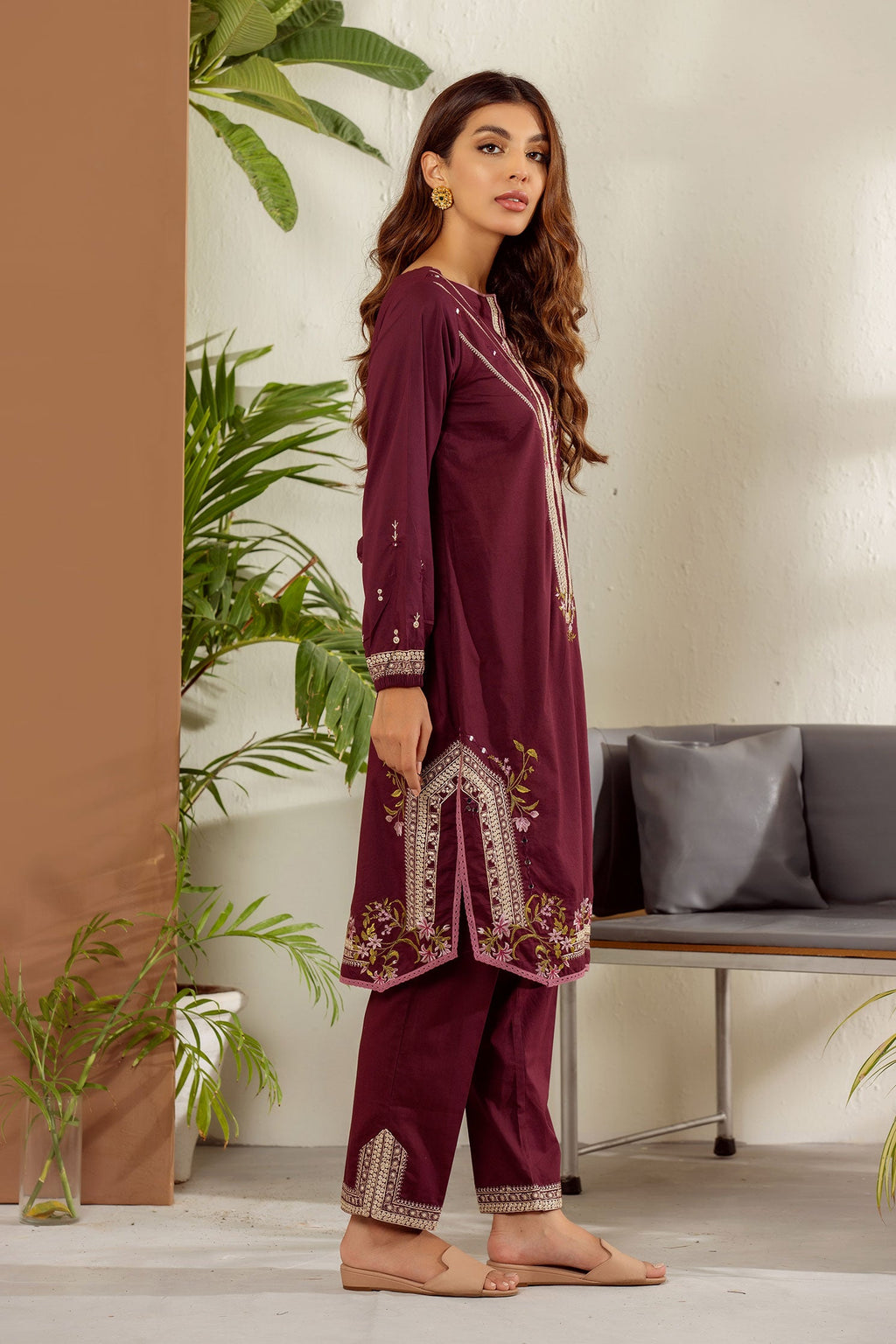 DC-2011 PURPLE 2PCS EMBROIDERED KURTA WITH TROUSER