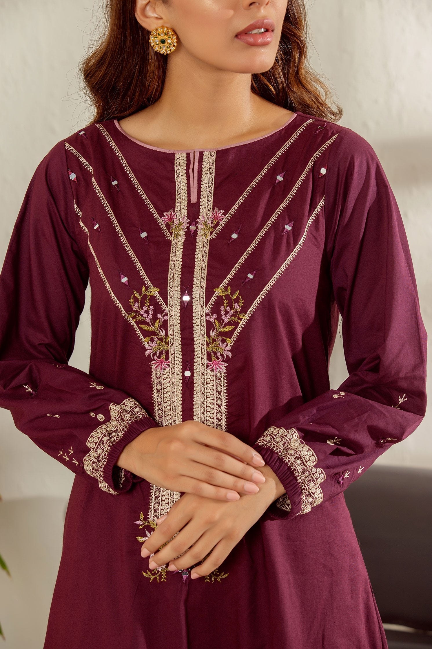 DC-2011 PURPLE 2PCS EMBROIDERED KURTA WITH TROUSER