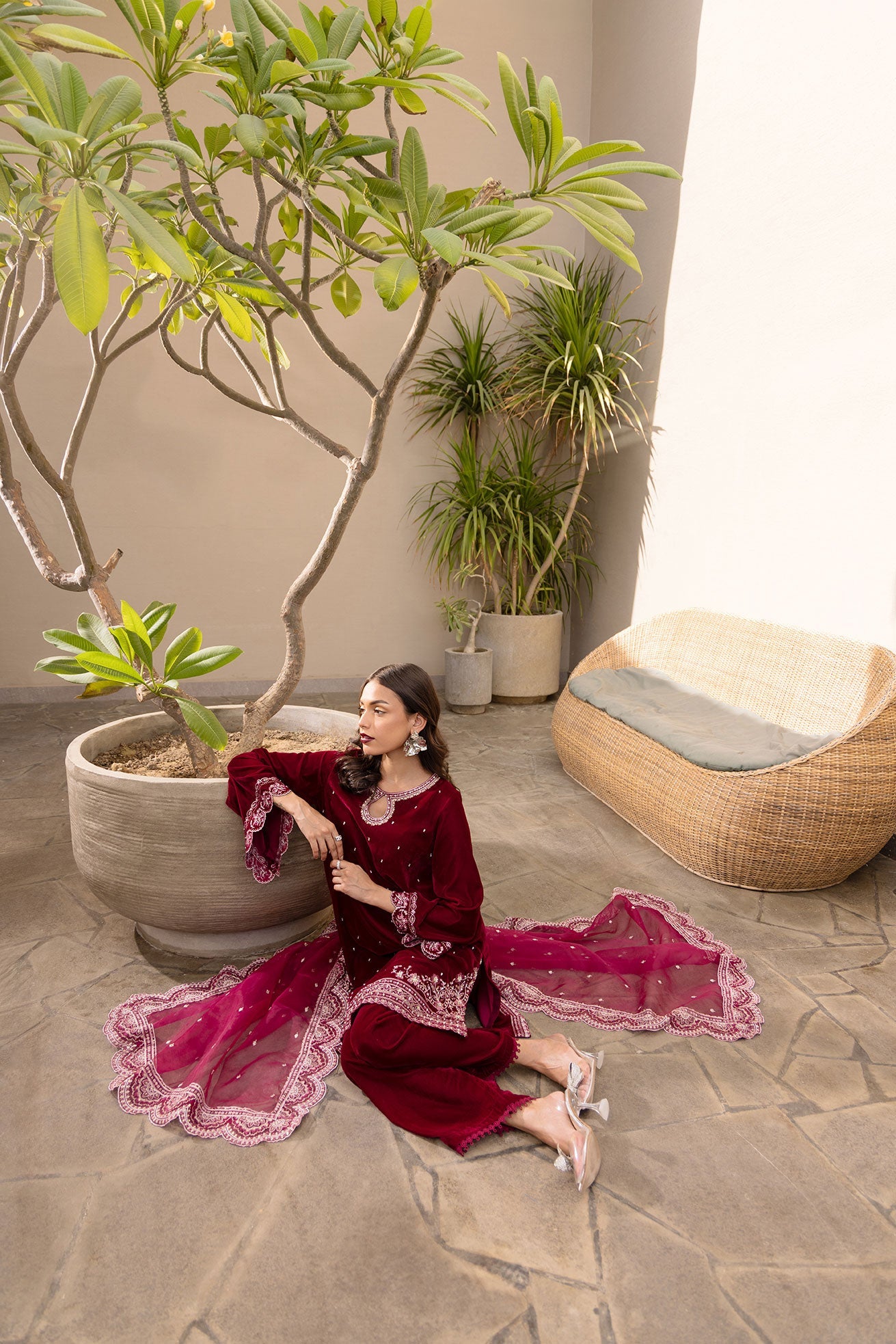 FW24DD-2610  MAROON DUPATTA