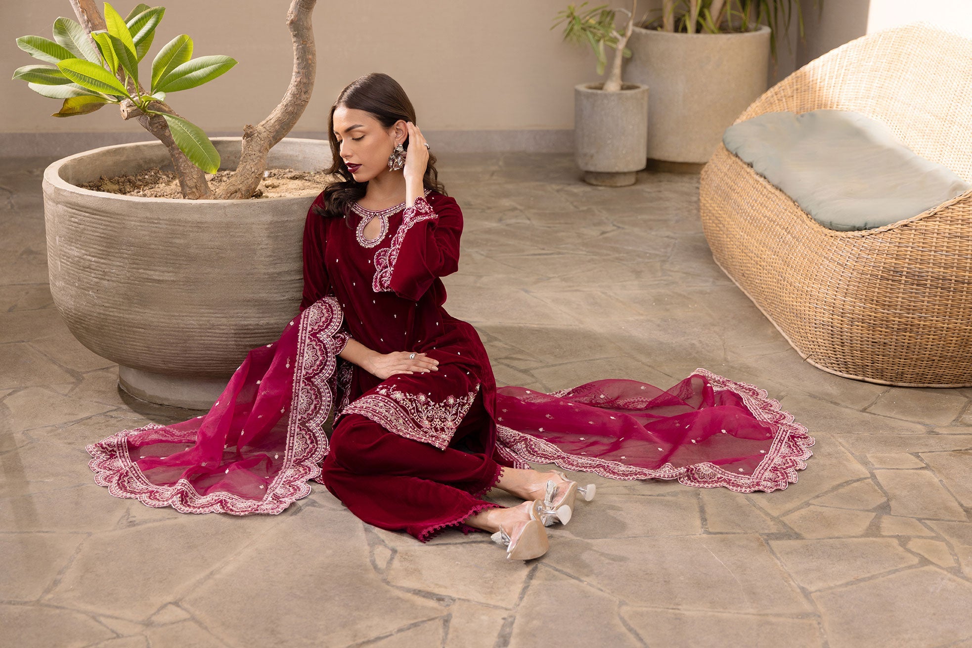 FW24DD-2610  MAROON DUPATTA