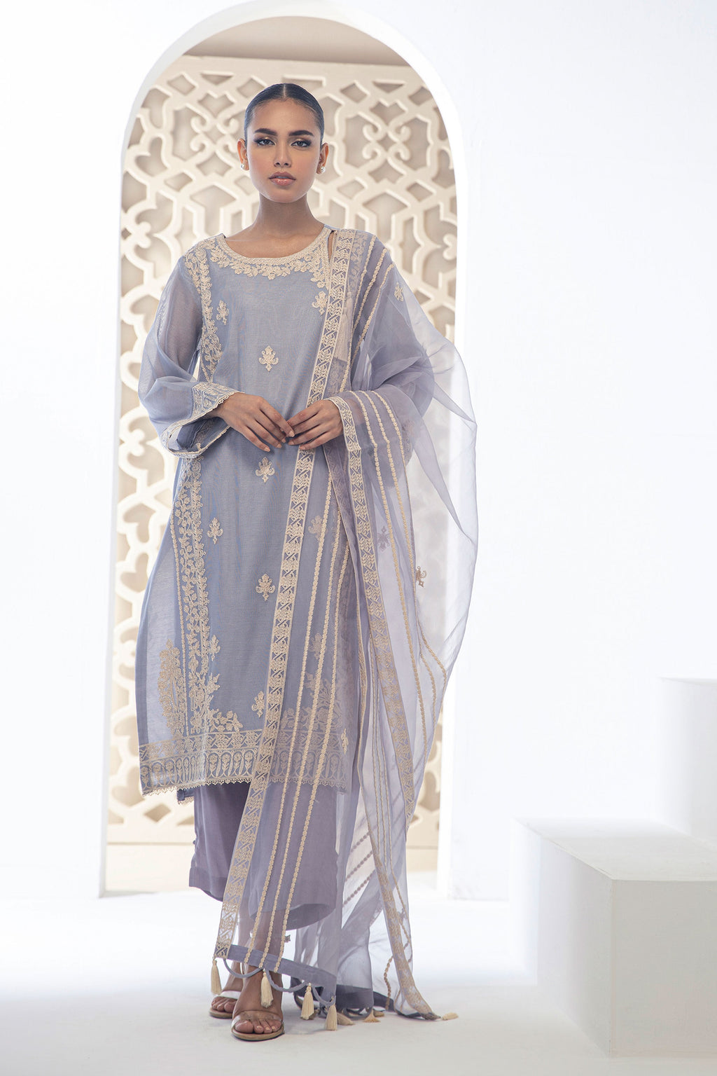 DA-1744 LIGHT PURPLE EMBROIDERED KURTA