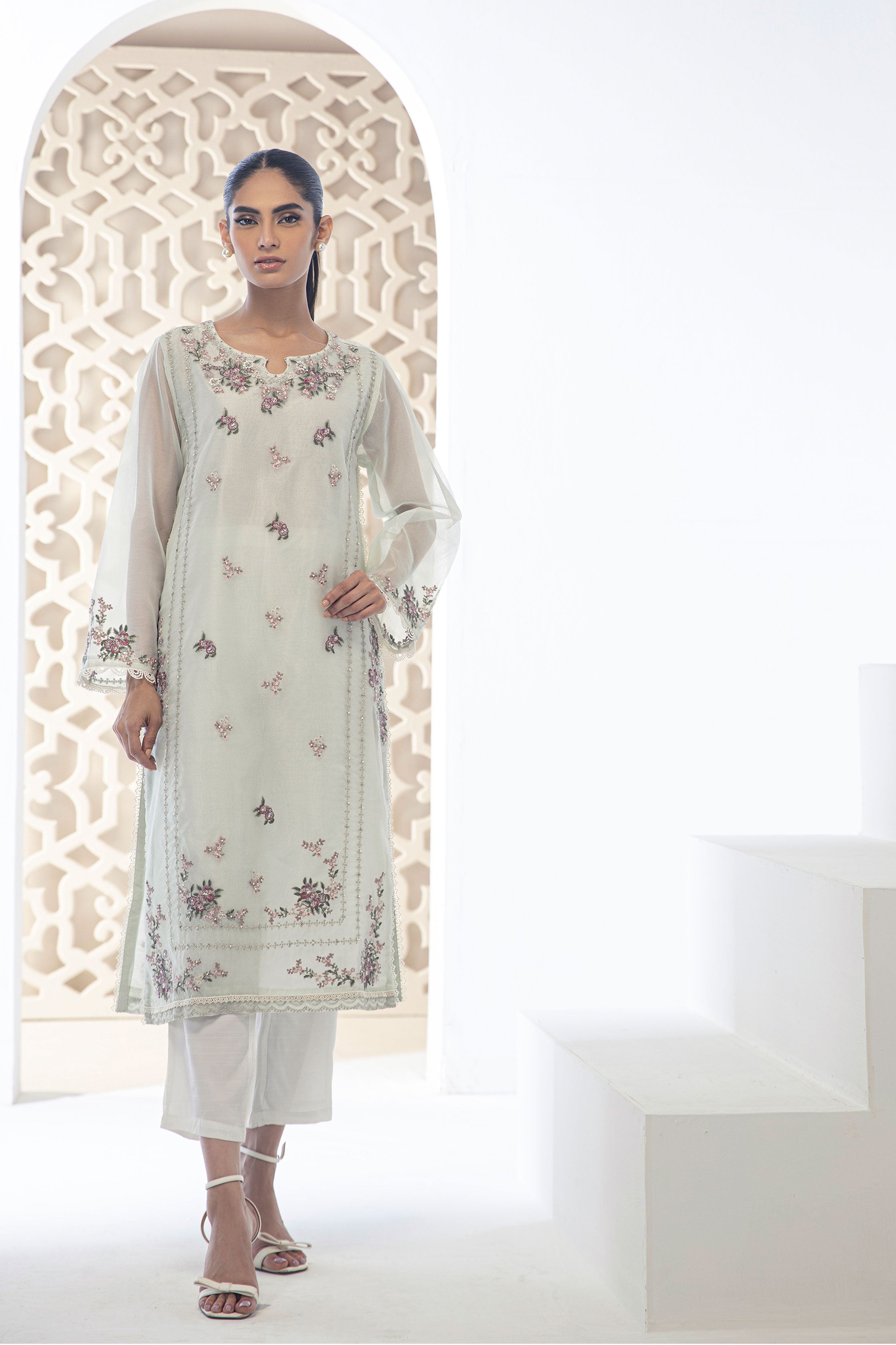 DA-2111 L-GREEN EMBROIDERED KURTA