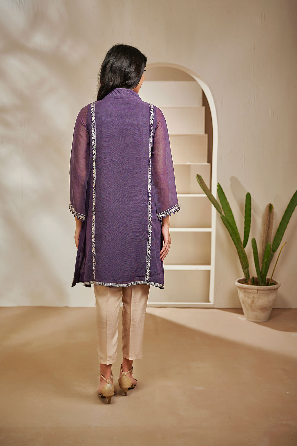 DA-1435 PURPLE EMBROIDERED KURTA