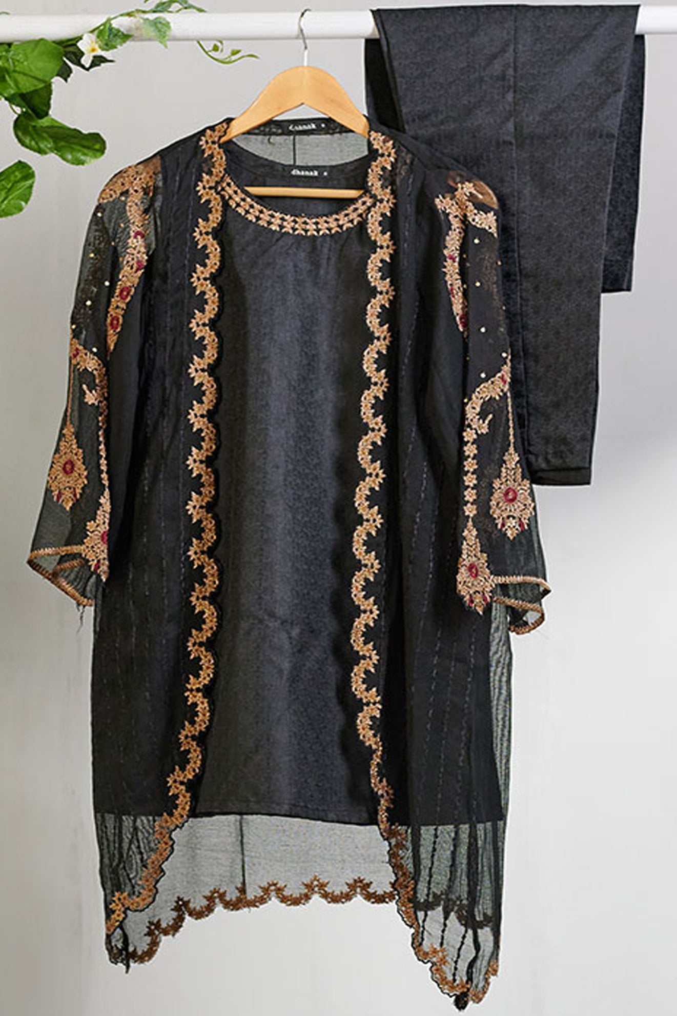 DA-1457 BLACK EMBROIDERED KURTA  WITH TROUSER