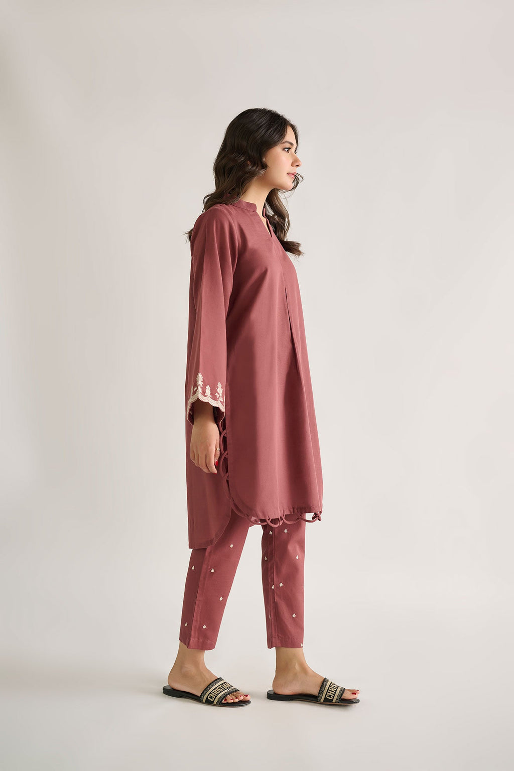 DC-2128 RUST KHADDAR 2PCS EMBROIDERED KURTA WITH TROUSER