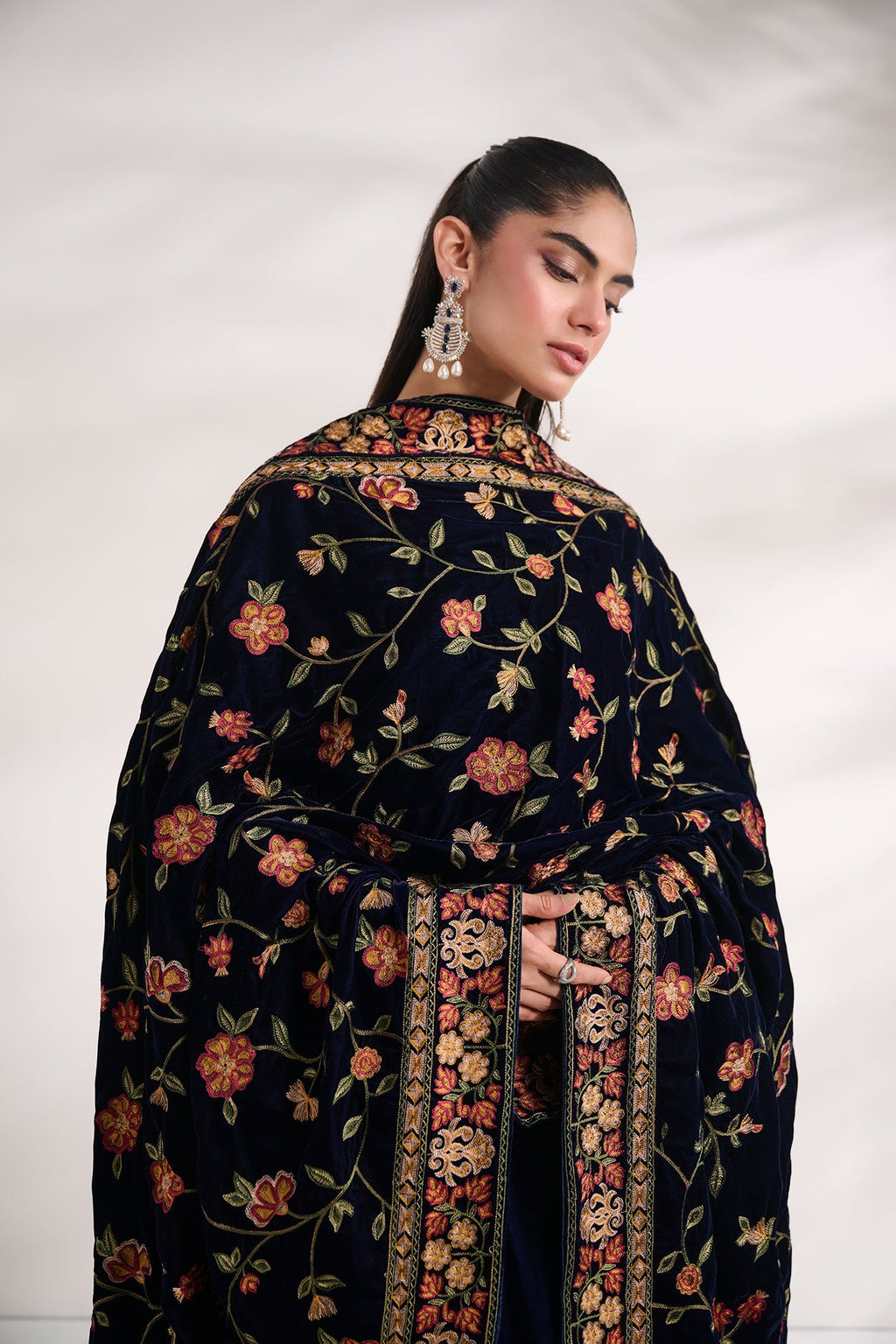 FW24DD-2001  NAVY BLUE SHAWL