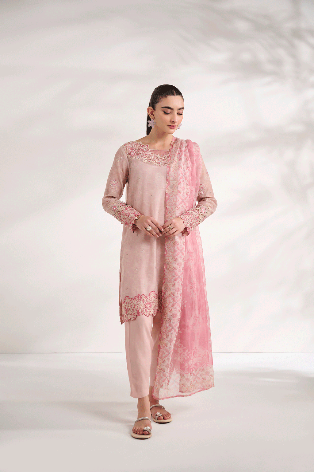 SS24DA-2591   L-PINK  2PCS  EMBROIDERED KURTA WITH TROUSER