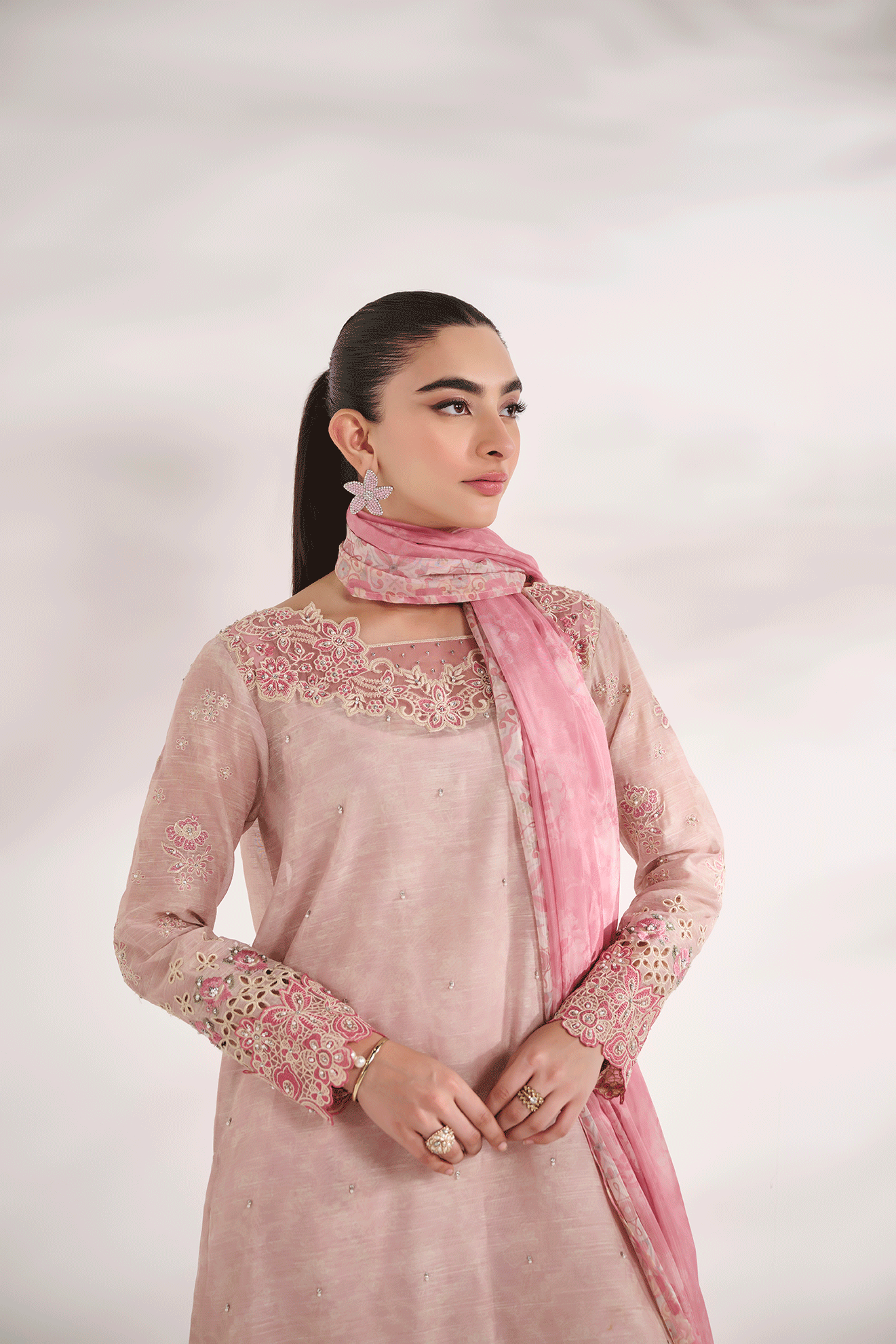 SS24DA-2591   L-PINK  2PCS  EMBROIDERED KURTA WITH TROUSER