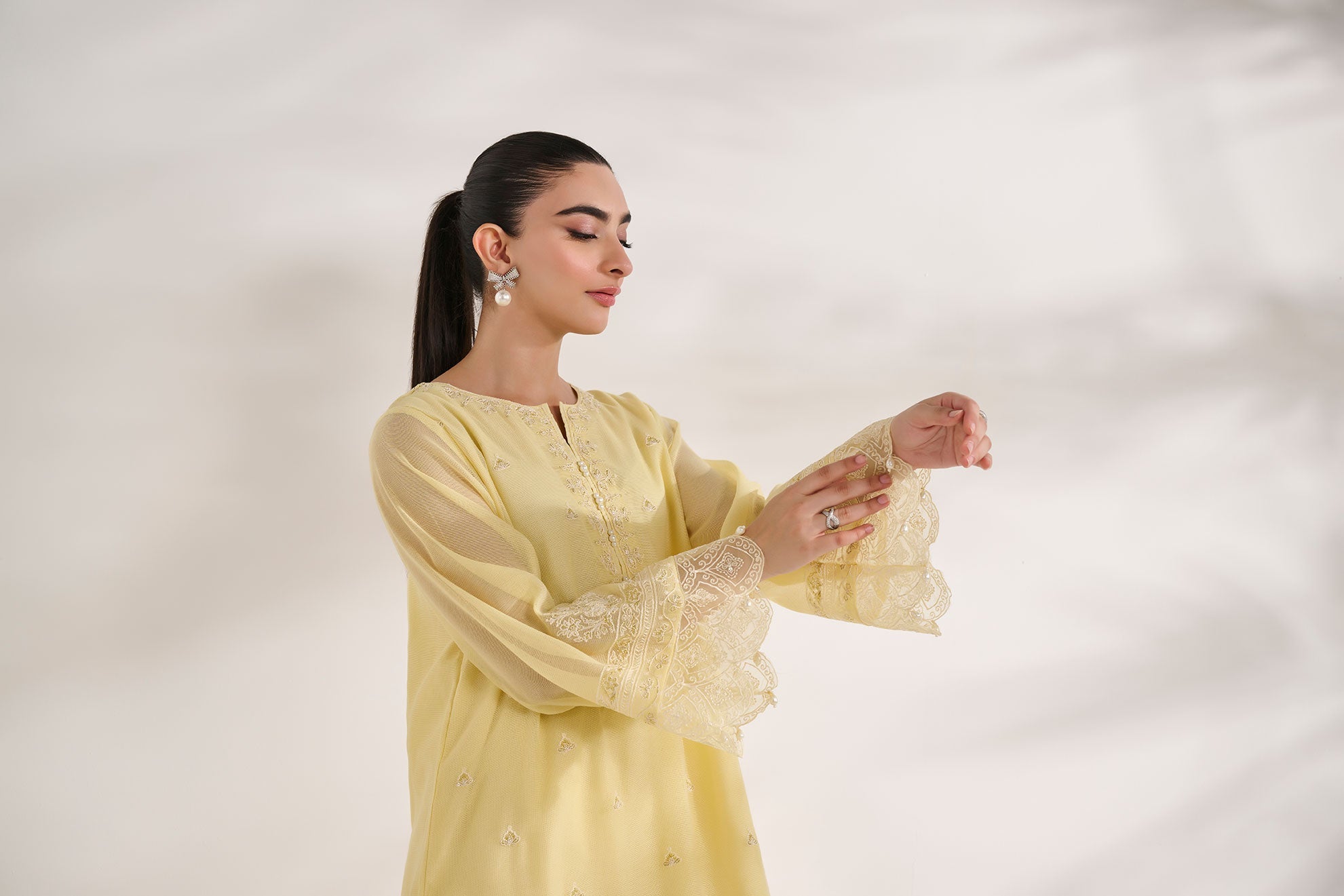 SS24DA-2584   YELLOW  2PCS  EMBROIDERED KURTA WITH TROUSER