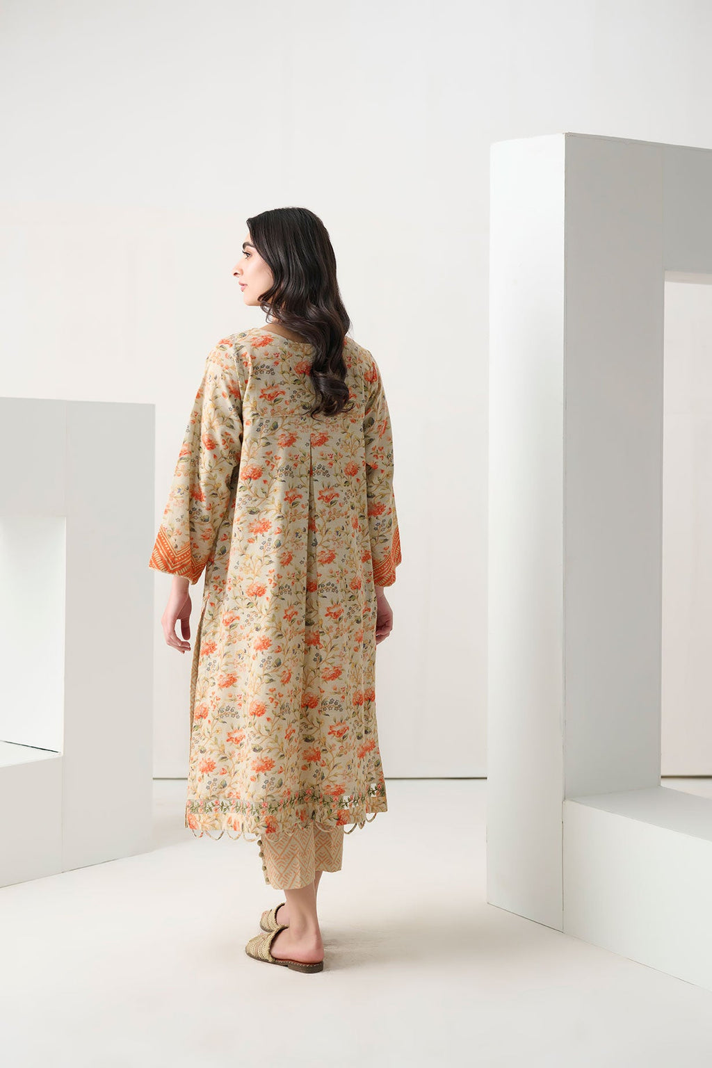 DC-2289 BEIGE 2PCS  EMBROIDERED KURTA WITH TROUSER