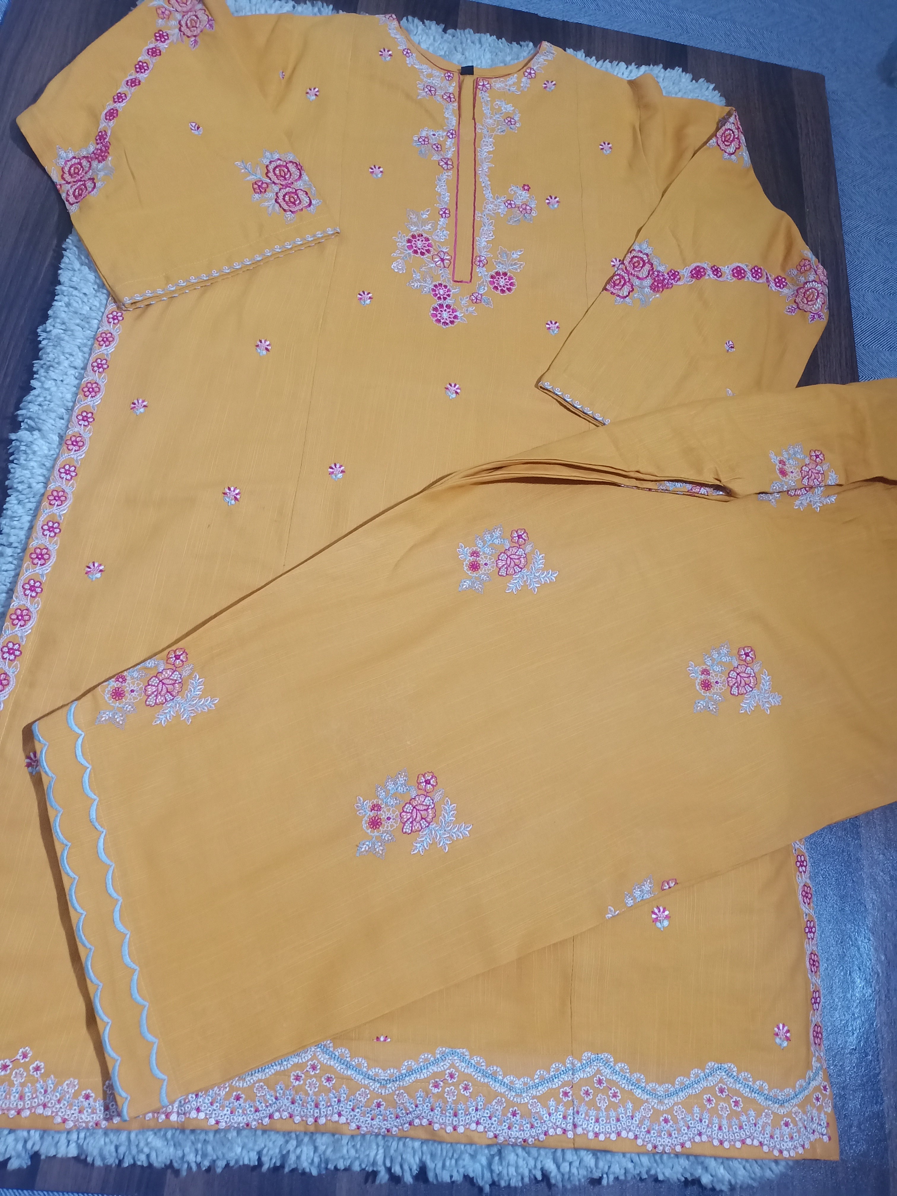 Yellow w shalwar