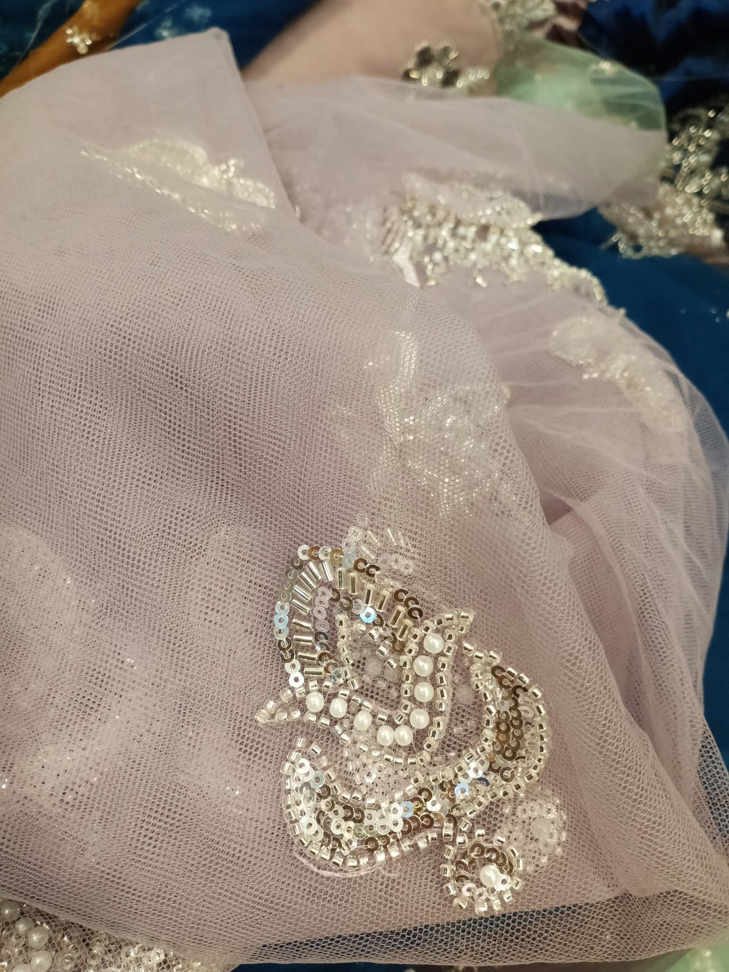 Cut Dana net