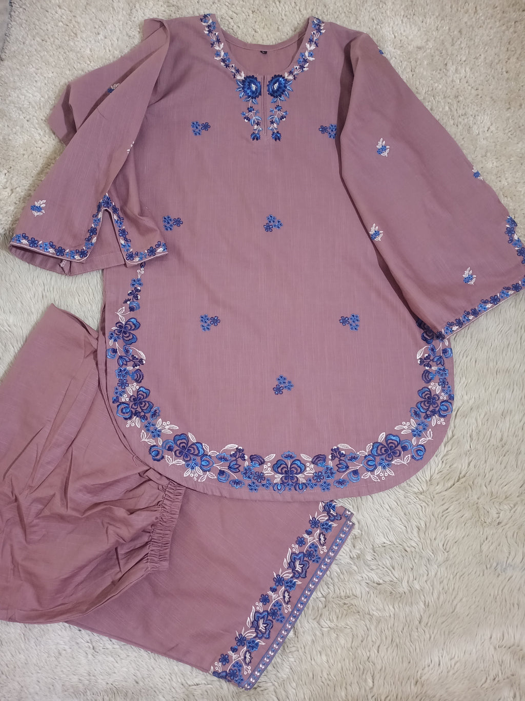 T pink