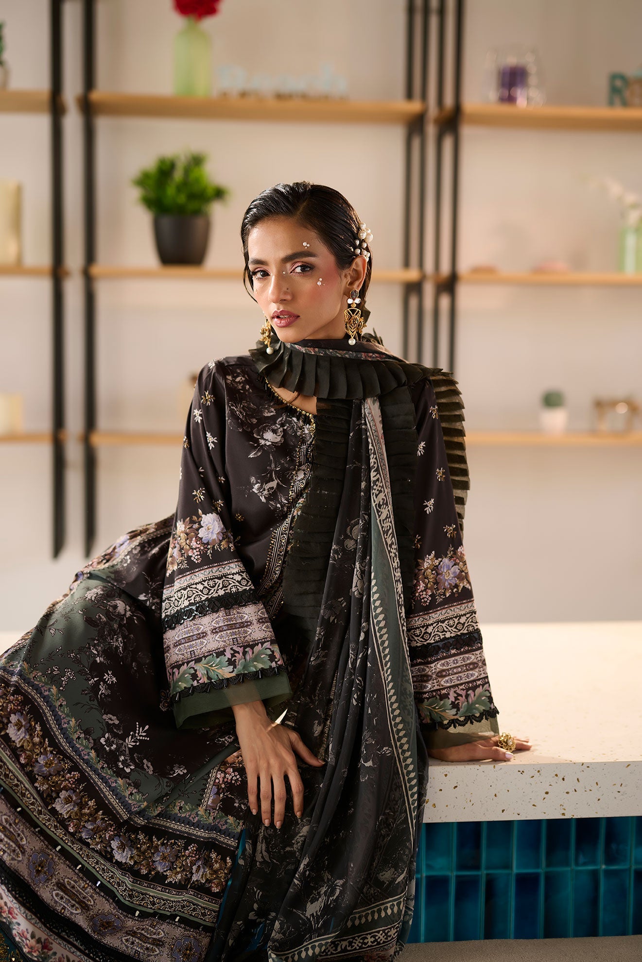 SS24DD-1124 BLACK DUPATTA
