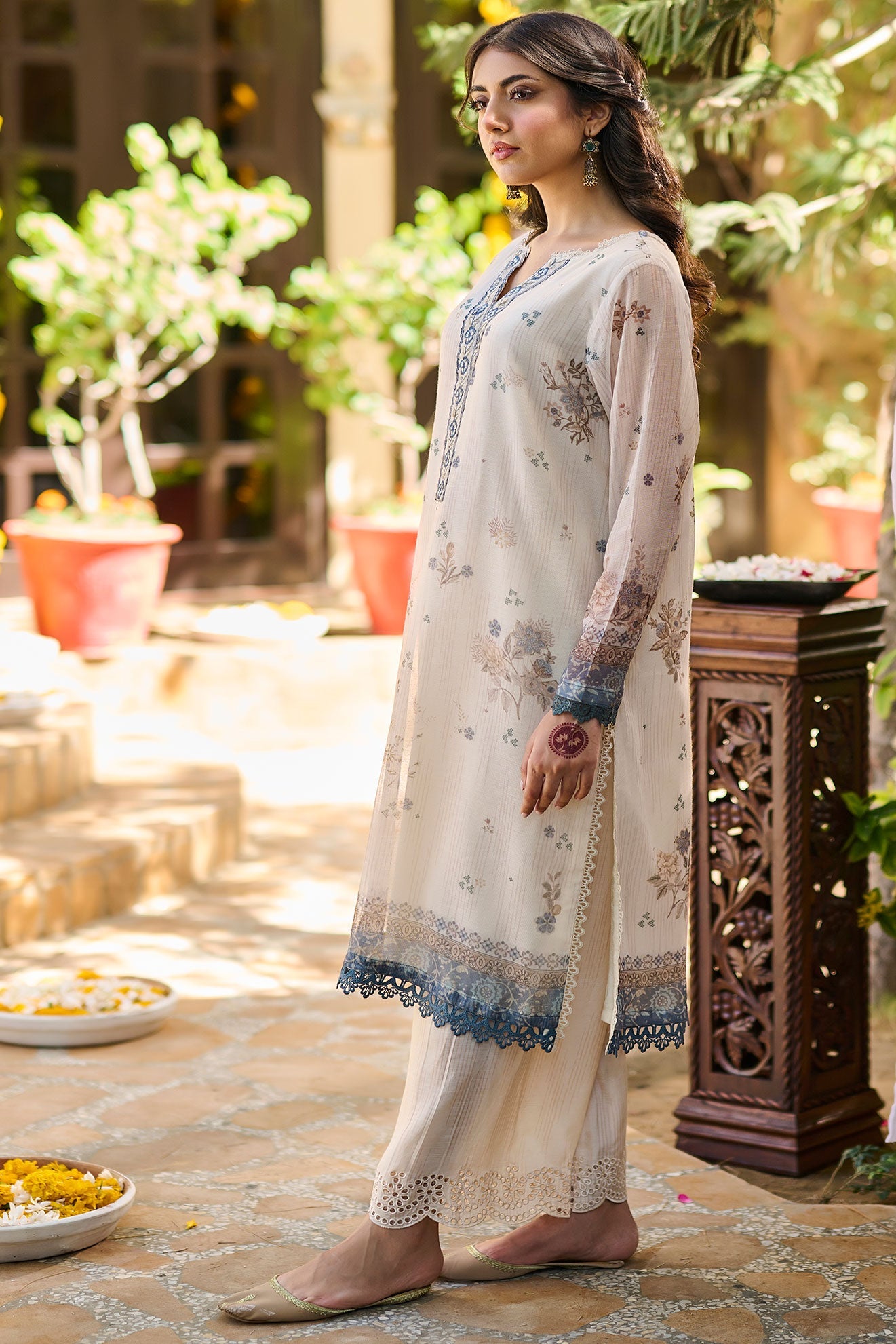 SS24DT-2390 BEIGE EMBROIDERY TROUSER